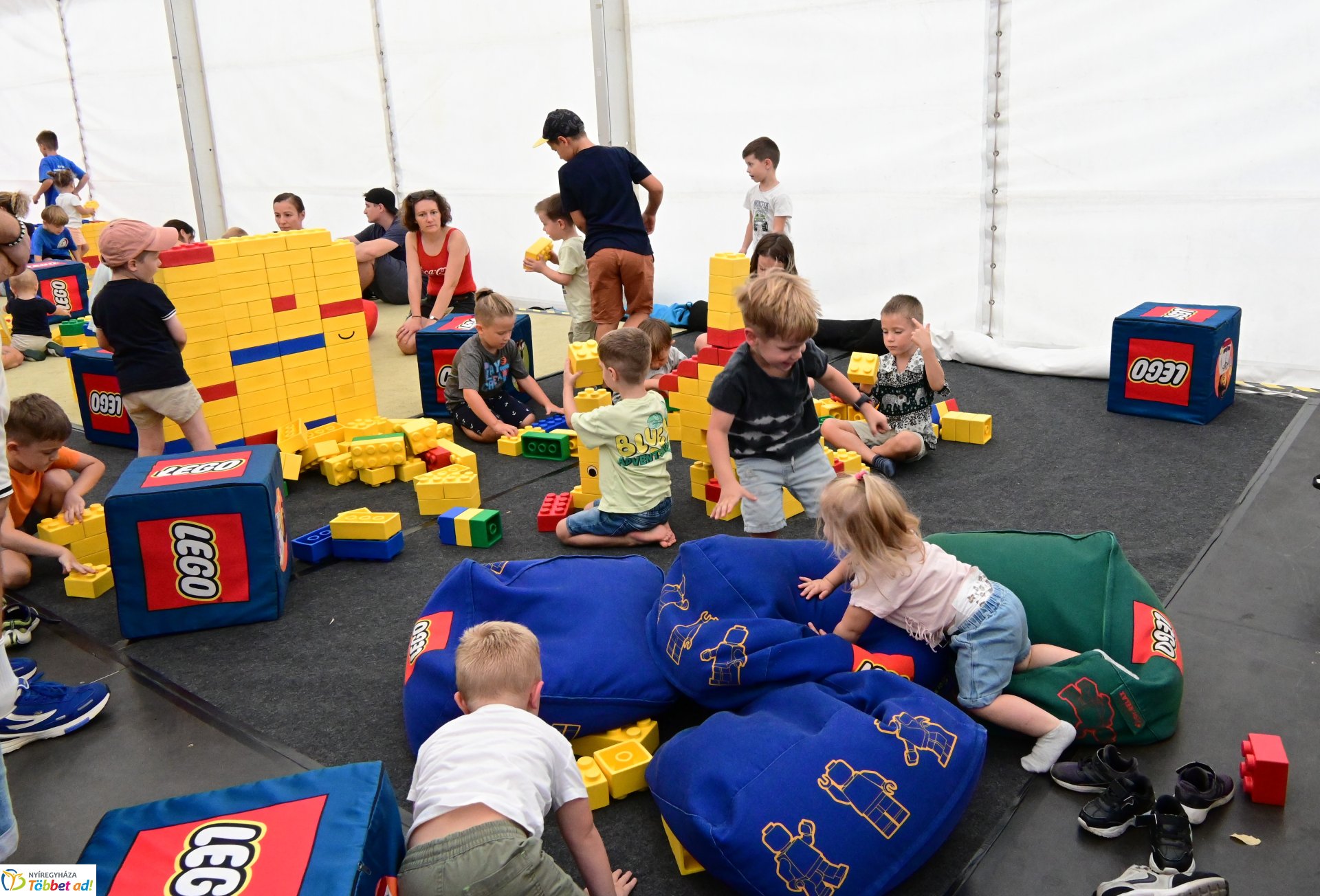 LEGO Játékváros 2025