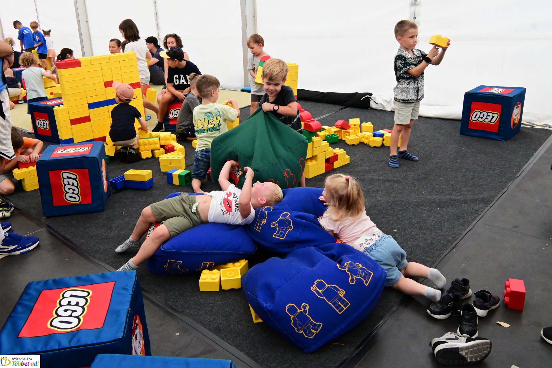 LEGO Játékváros 2025