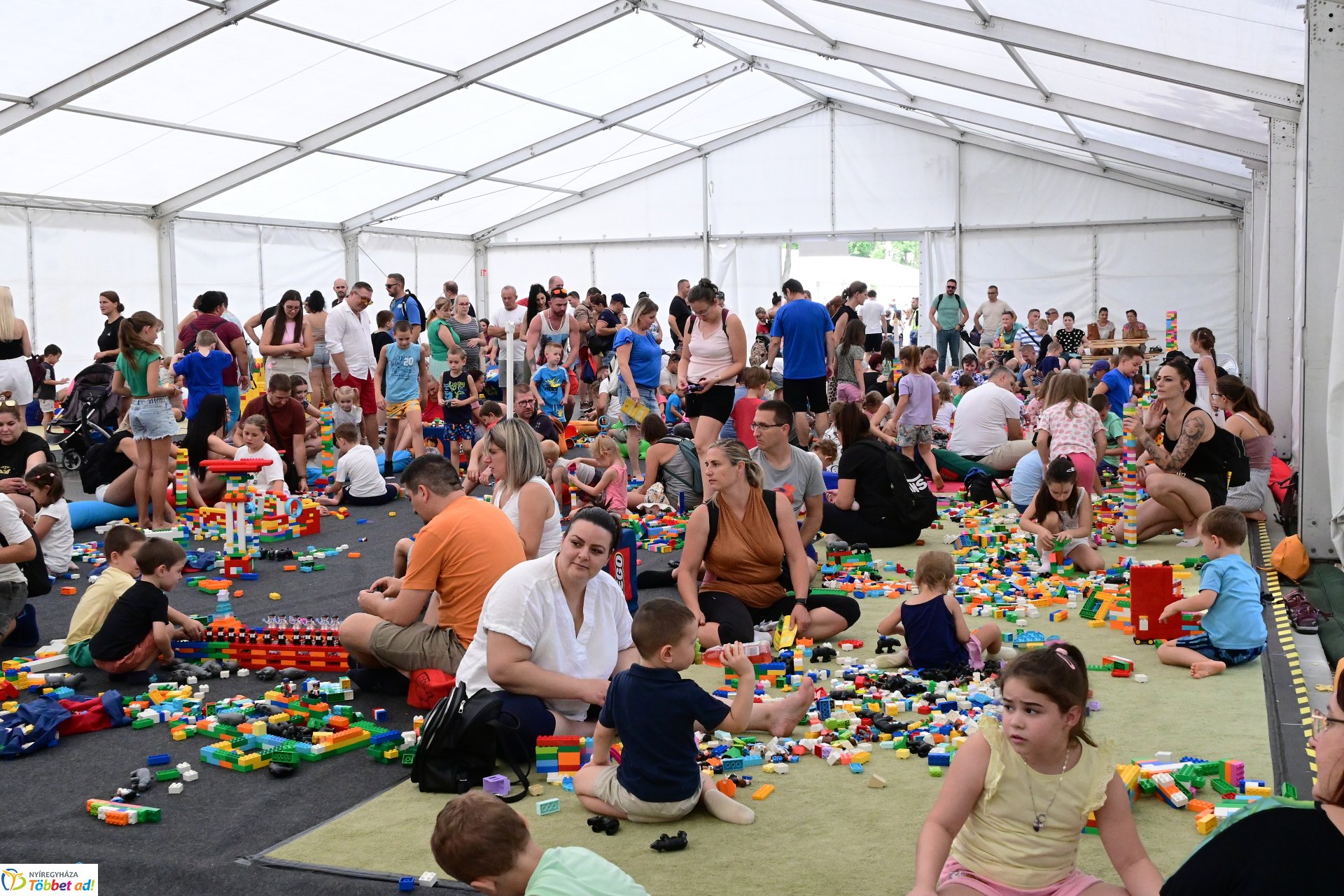 LEGO Játékváros 2025