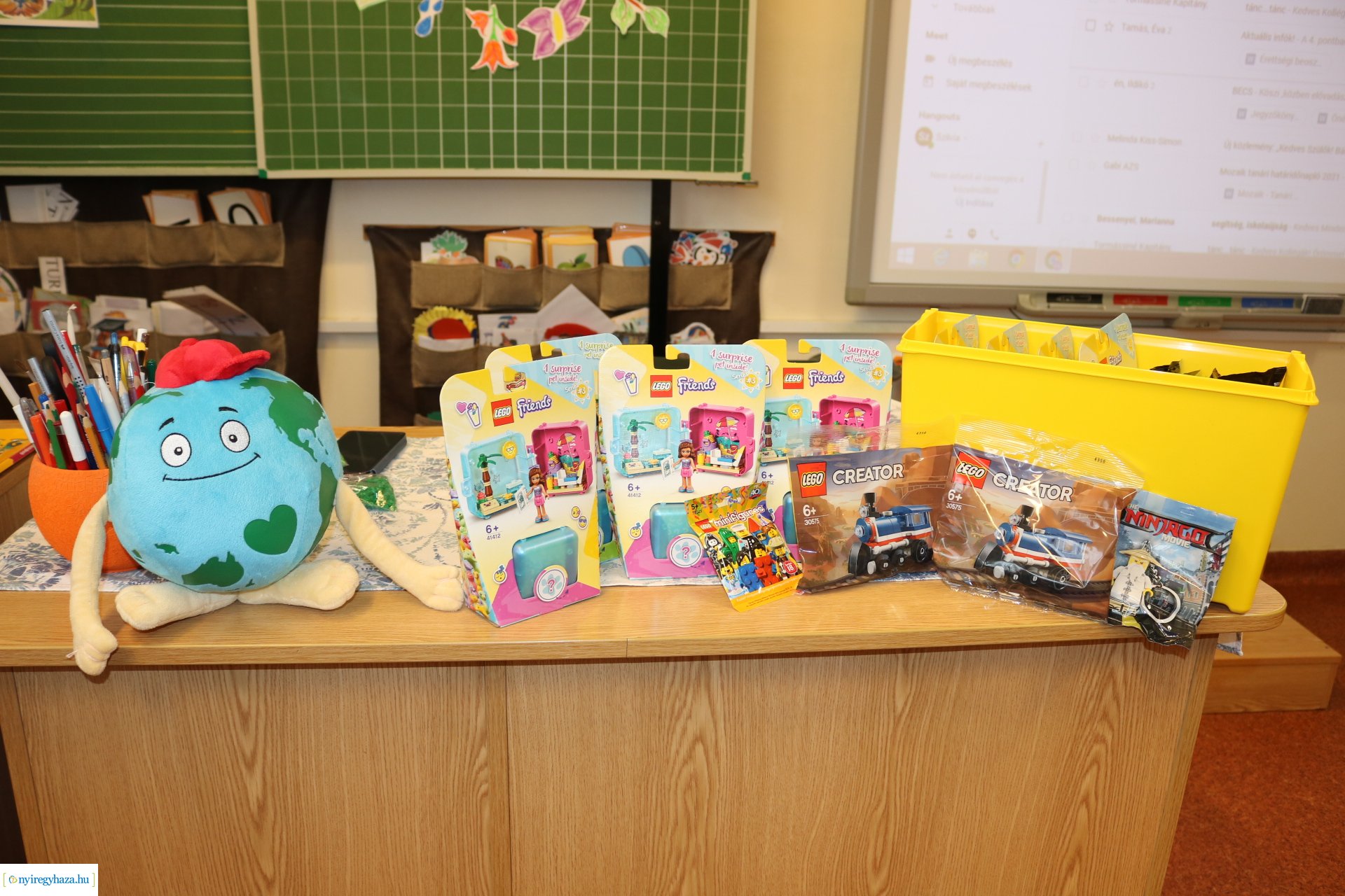 Lego mozaikokkal a Föld napján a Szent Imre Katolikus Általános Iskolában