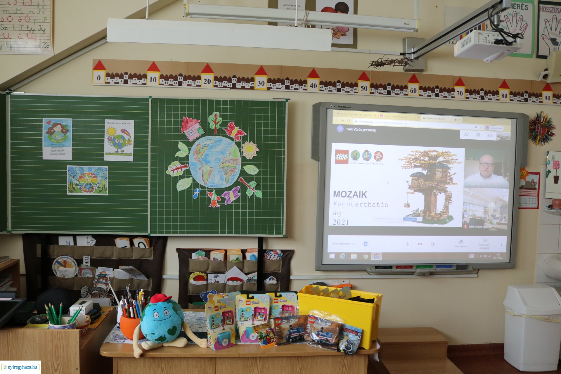 Lego mozaikokkal a Föld napján a Szent Imre Katolikus Általános Iskolában