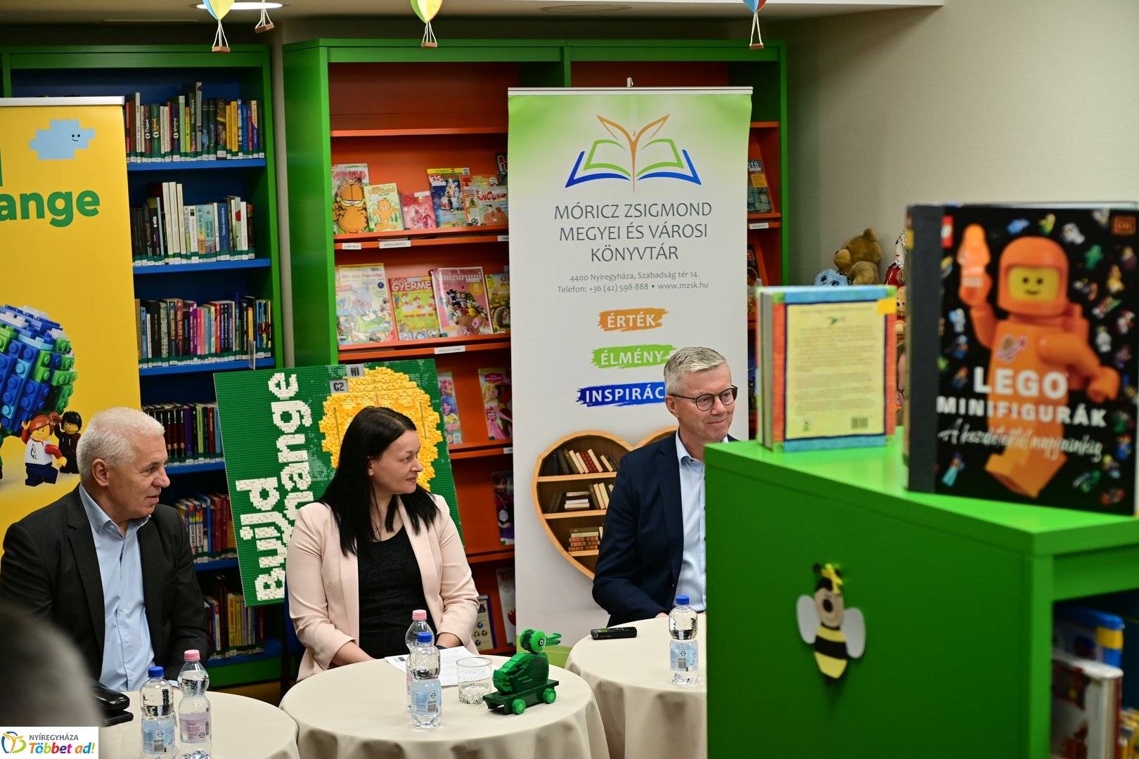 LEGO program a könyvtárban 2025 májusában