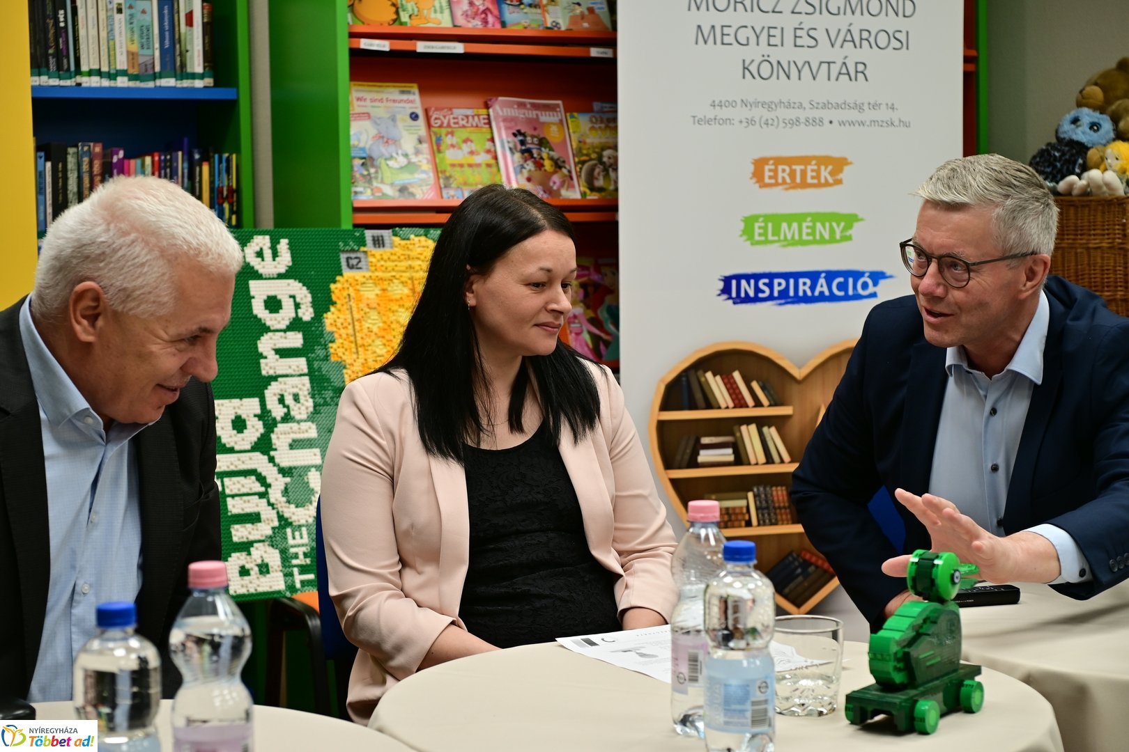 LEGO program a könyvtárban 2025 májusában