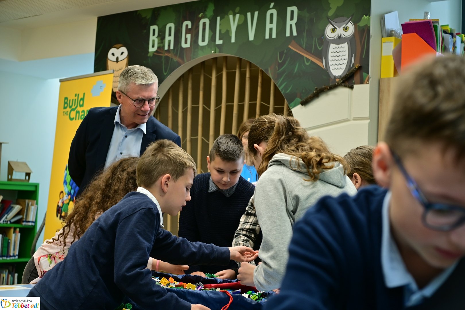 LEGO program a könyvtárban 2025 májusában