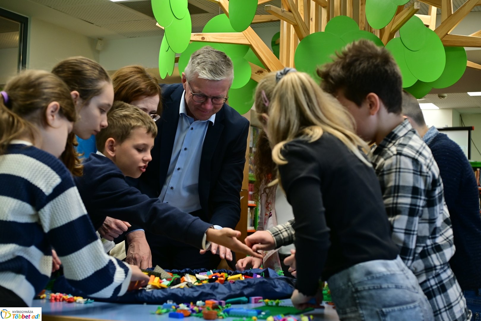 LEGO program a könyvtárban 2025 májusában