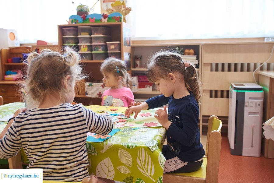 Légtisztító az Eszterlánc óvodában