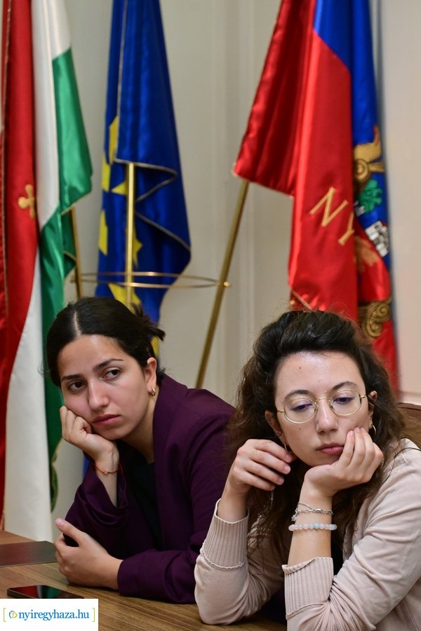 Lengyel diákok a Városházán 20240604