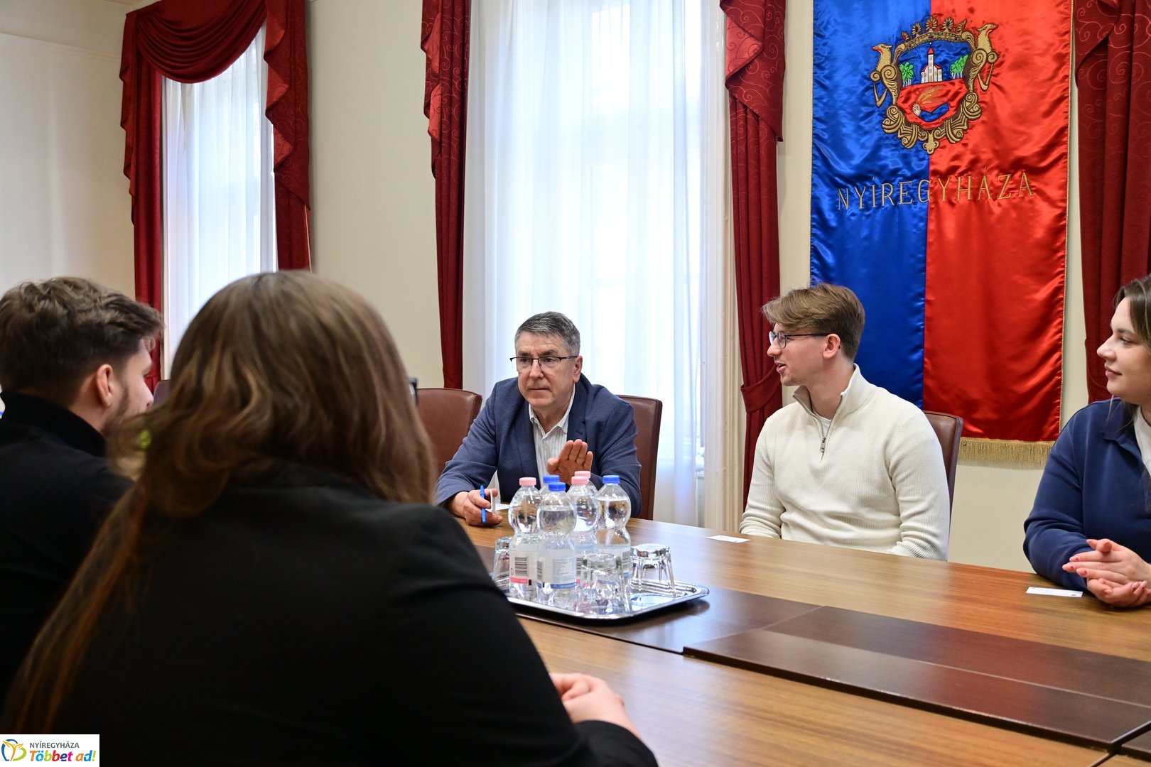 Lengyel diákok a Városházán 2026 februárjában