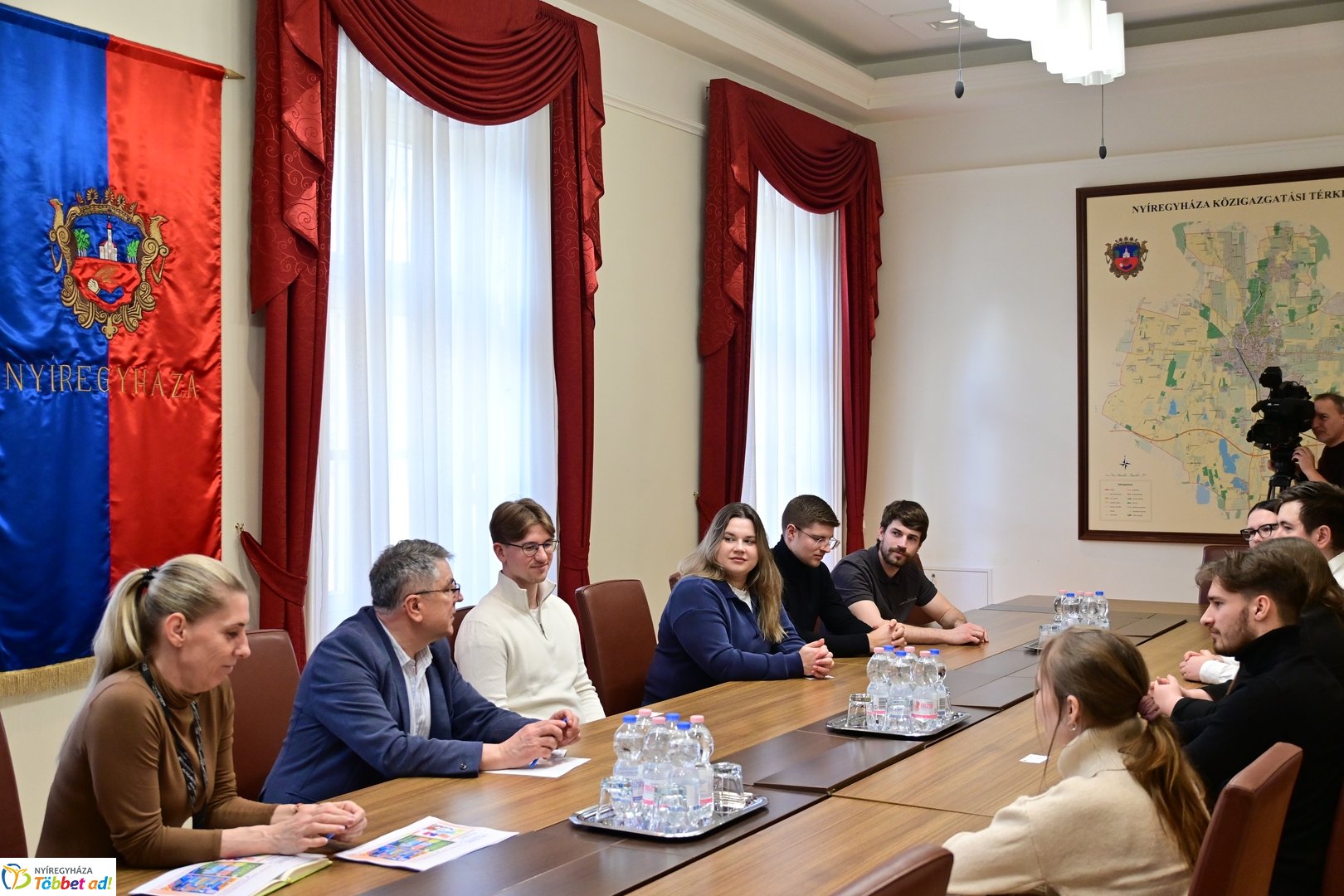 Lengyel diákok a Városházán 2026 februárjában