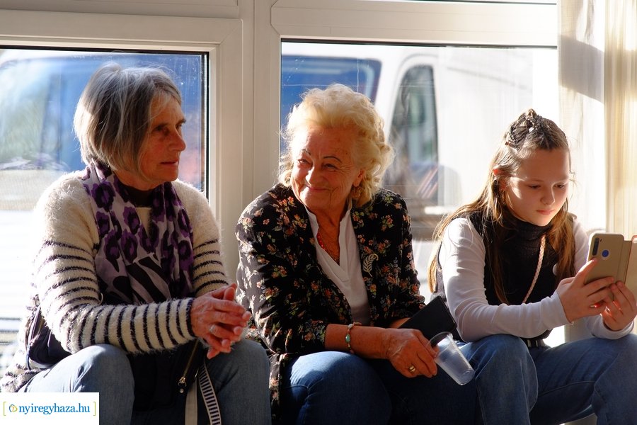 Lengyel képzőművészek kiállítása a Pál Gyula teremben