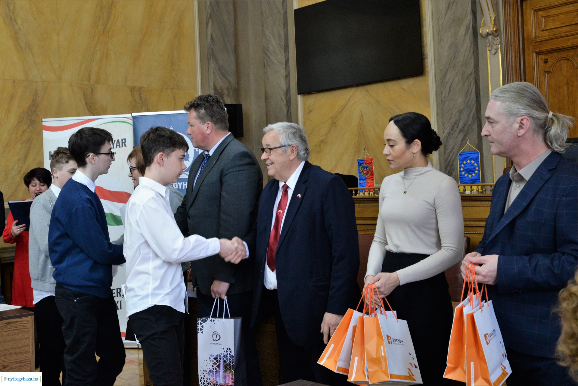 Lengyel-magyar két jó barát - eredményhirdetés az általános iskolások vetélkedőjén