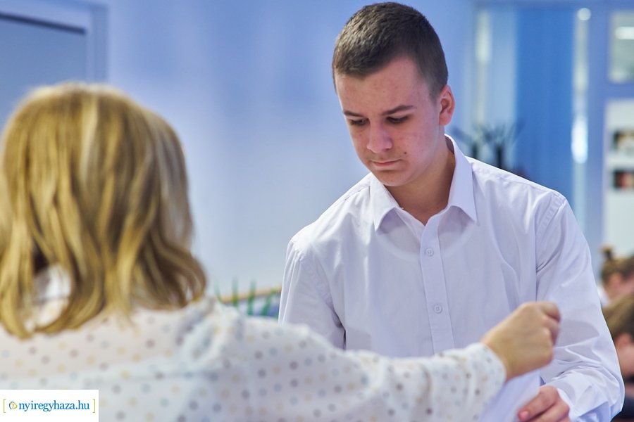 Lengyel-magyar két jó barát - iskolai vetélkedő