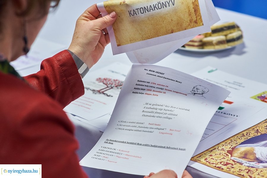 Lengyel-magyar két jó barát - iskolai vetélkedő