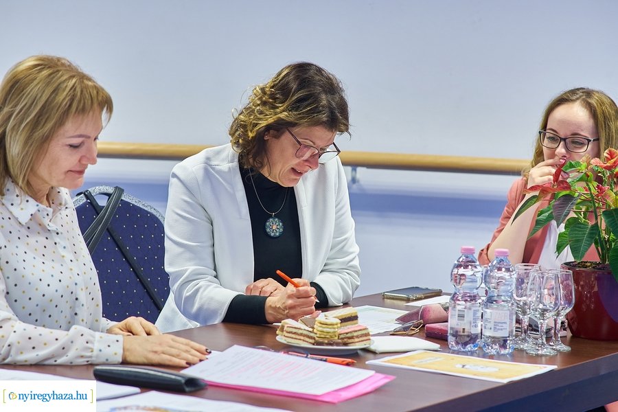 Lengyel-magyar két jó barát - iskolai vetélkedő