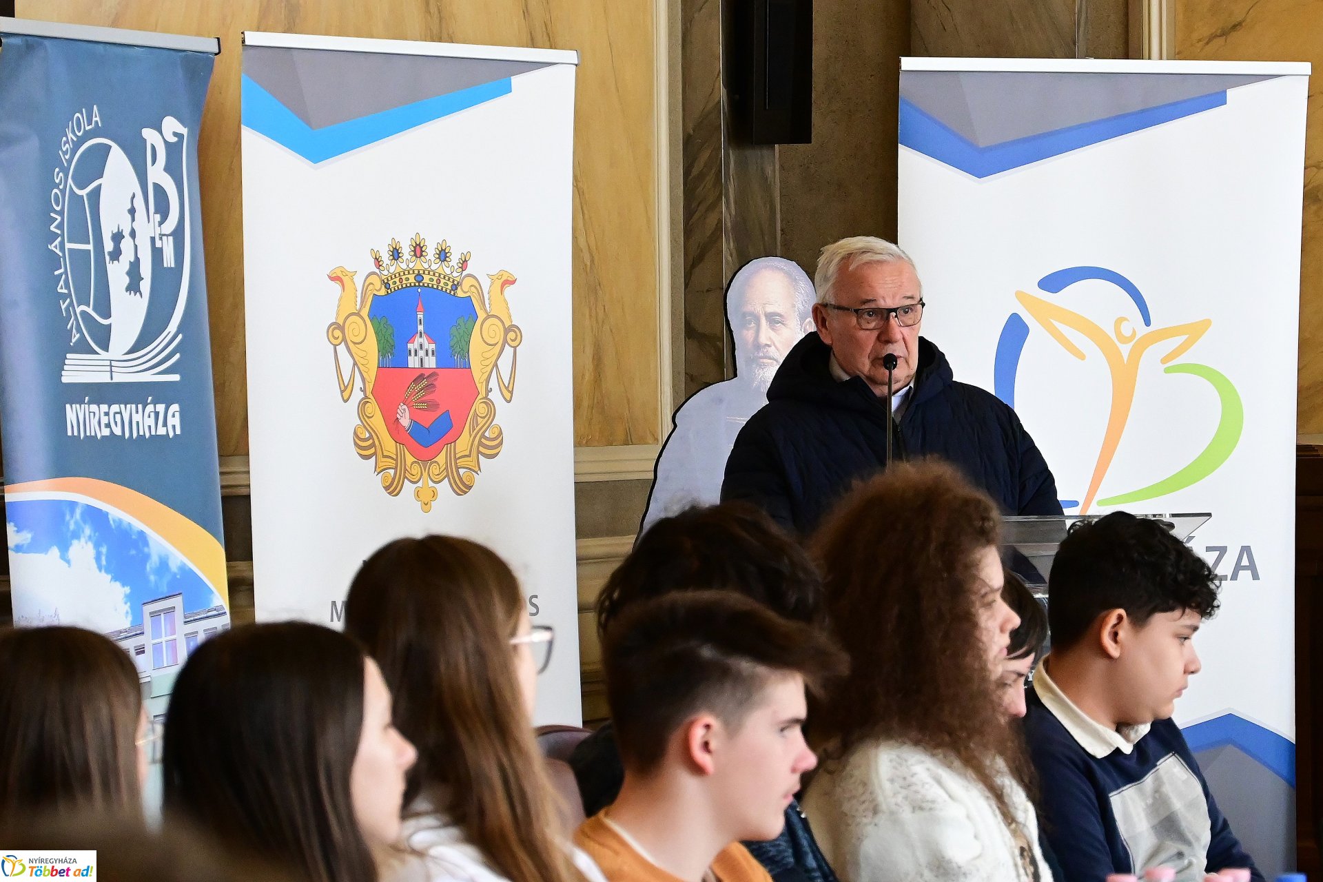 Lengyel-magyar két jó barát - vetélkedő a Városházán