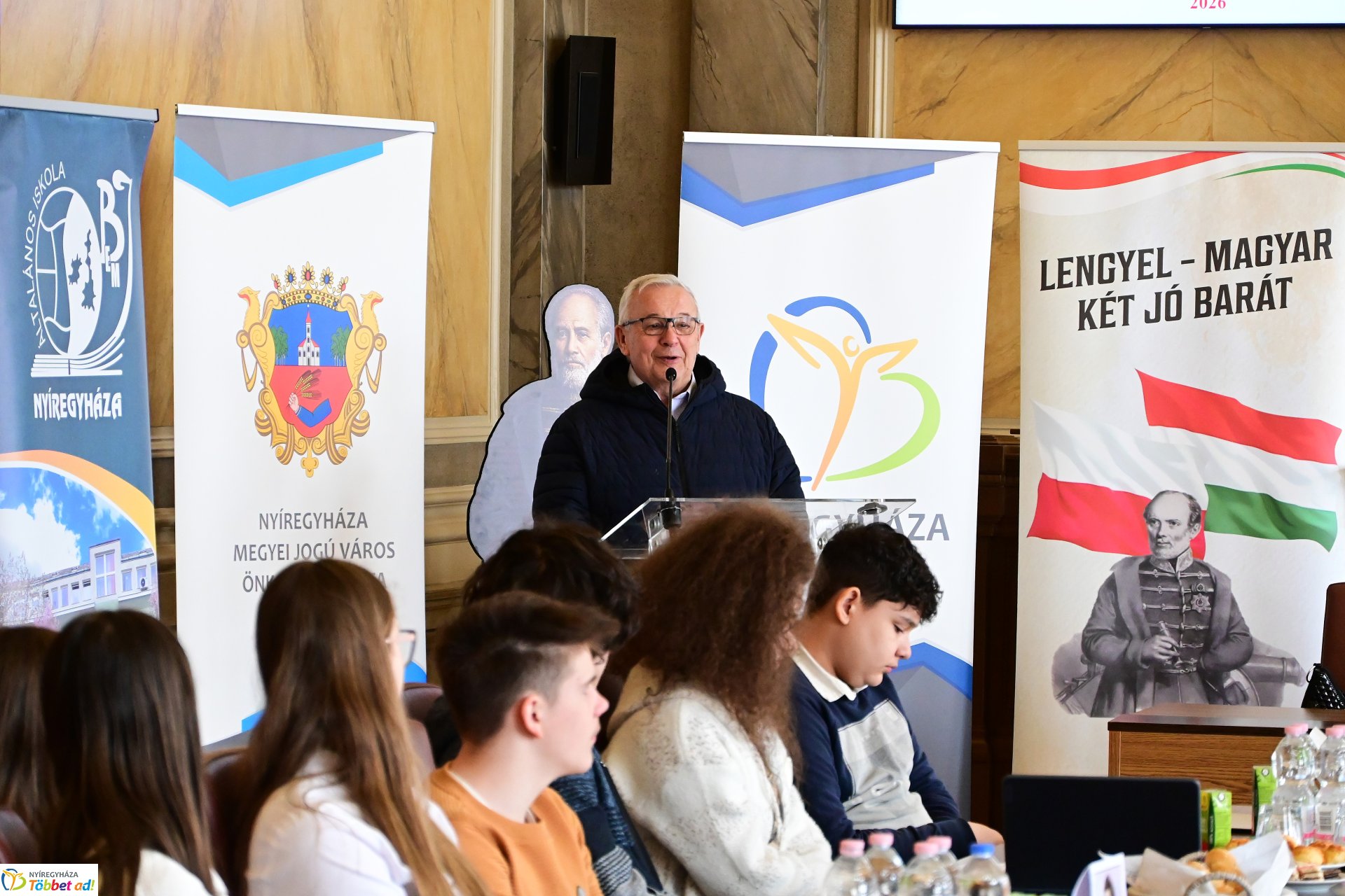 Lengyel-magyar két jó barát - vetélkedő a Városházán