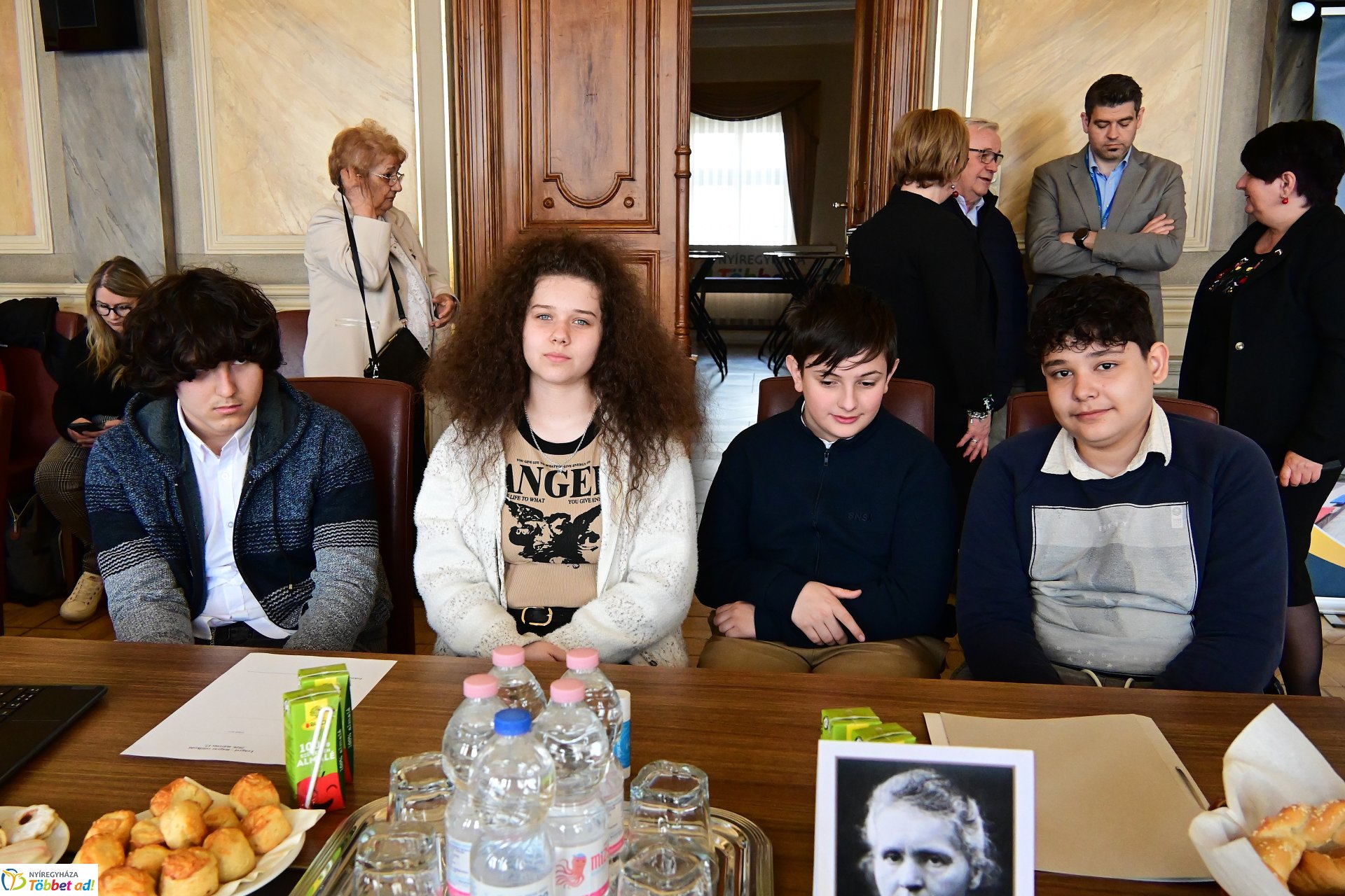 Lengyel-magyar két jó barát - vetélkedő a Városházán