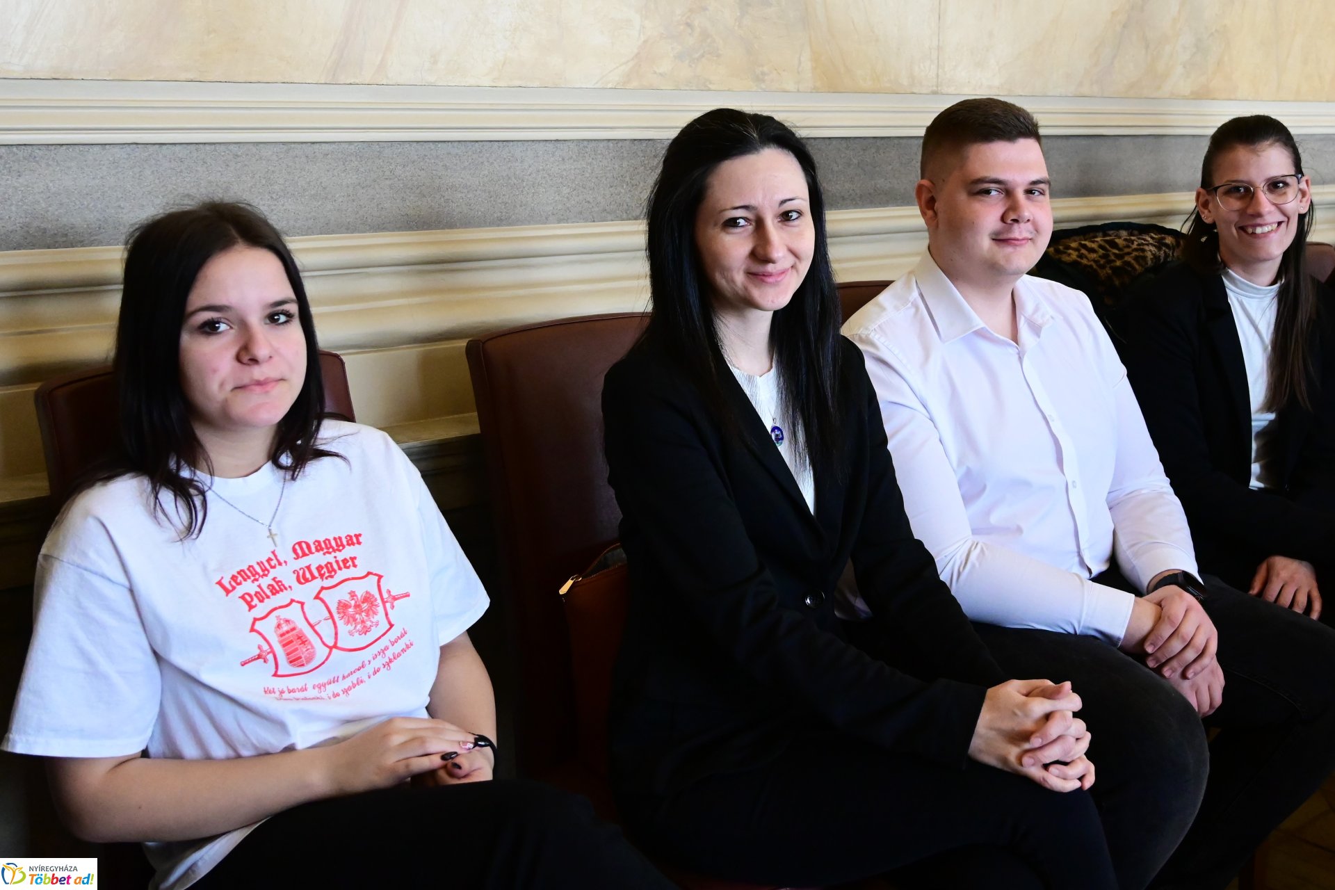 Lengyel-magyar két jó barát - vetélkedő a Városházán