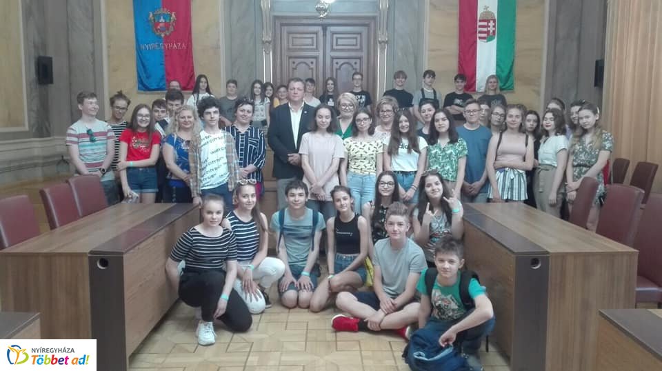 Lengyel testvériskolai látogatás a Bemben