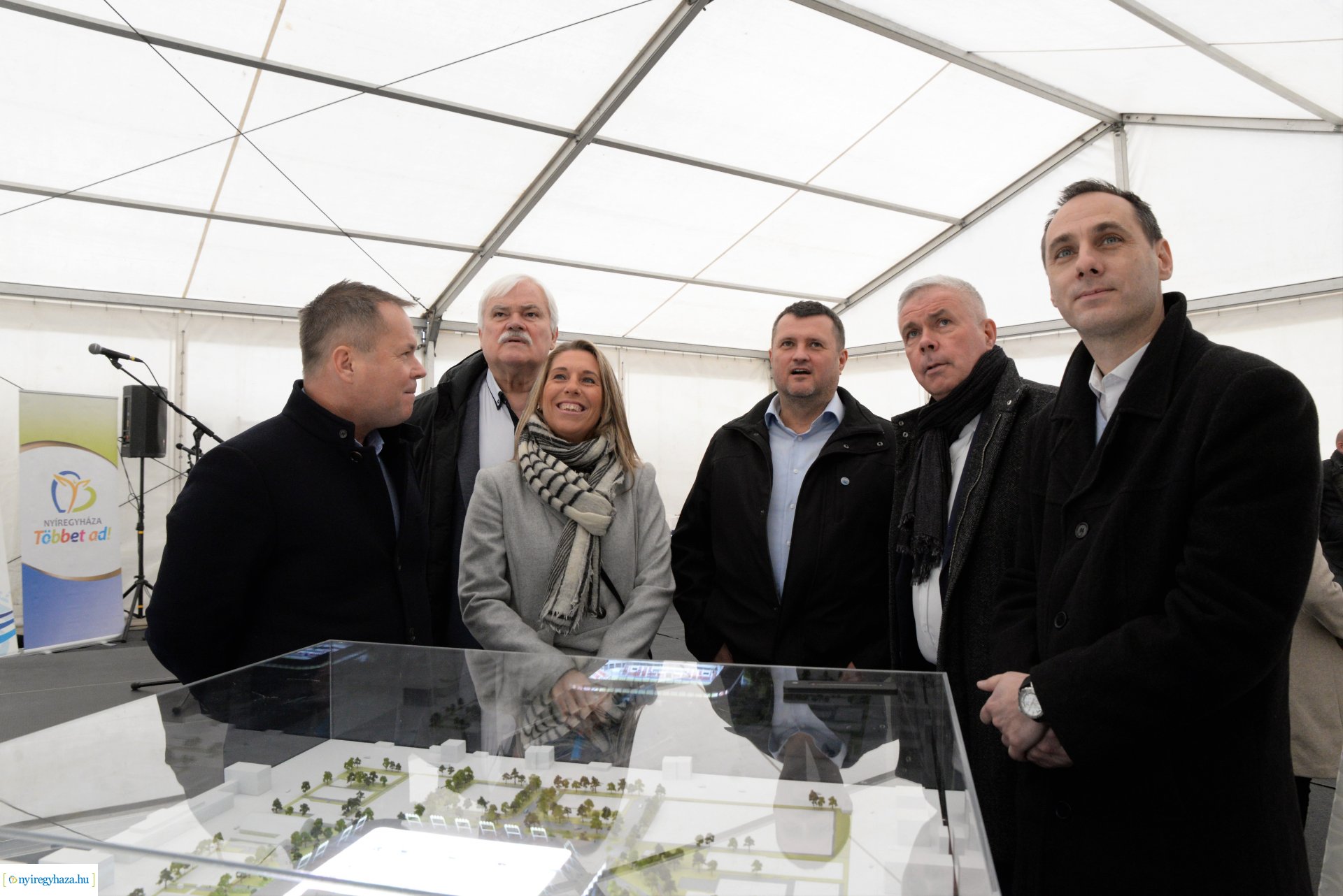 Letették az új stadion alapkövét