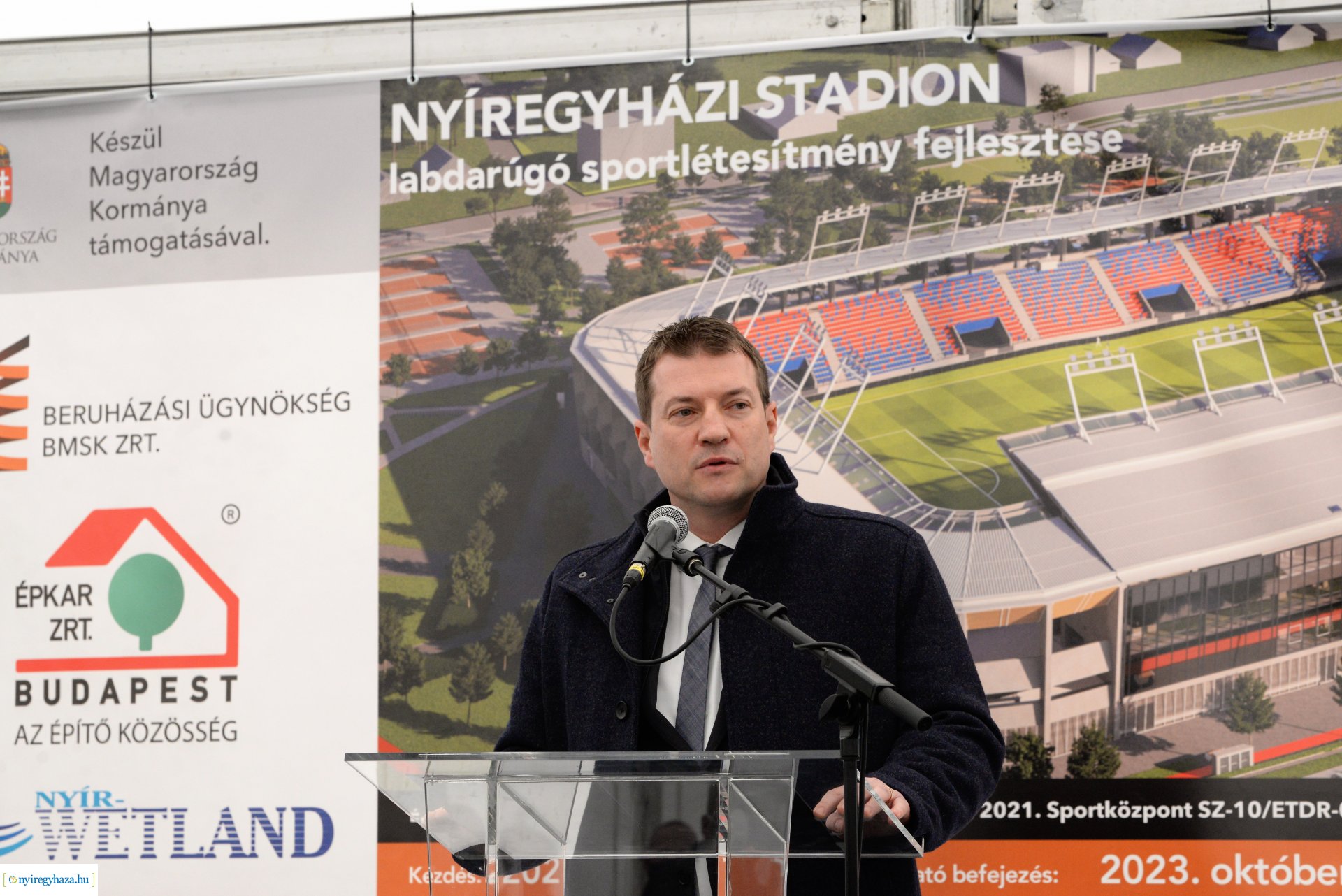Letették az új stadion alapkövét