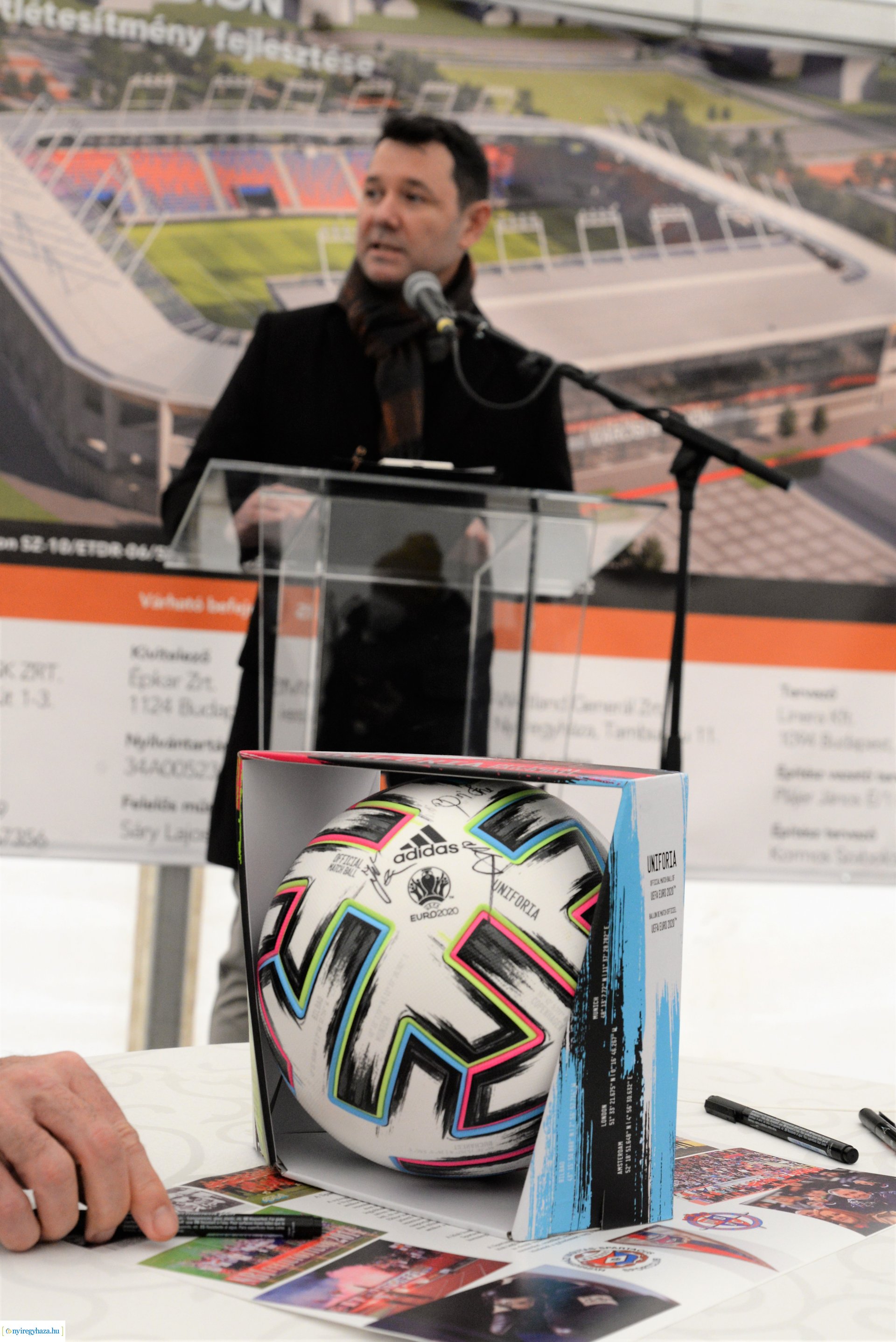 Letették az új stadion alapkövét