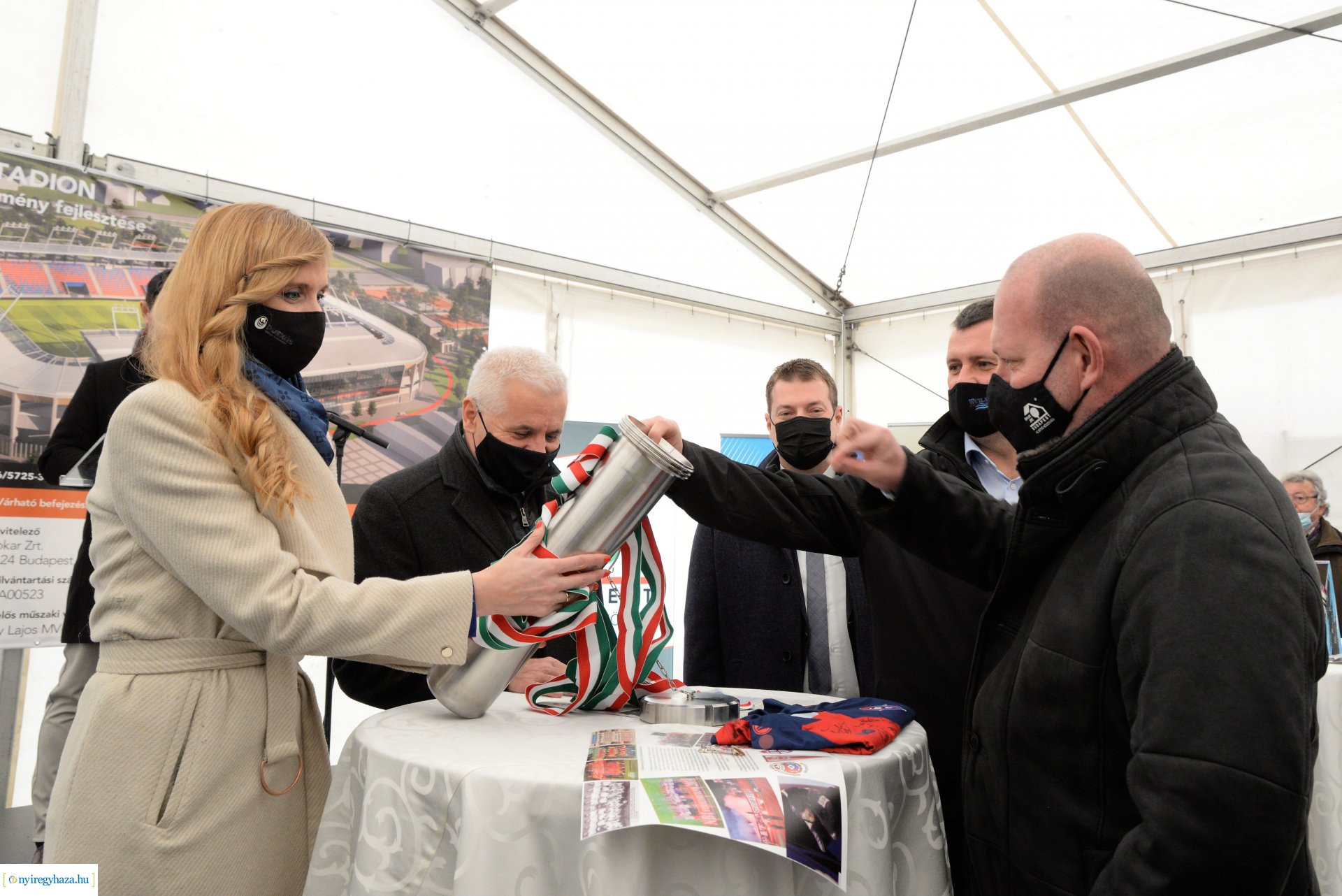 Letették az új stadion alapkövét