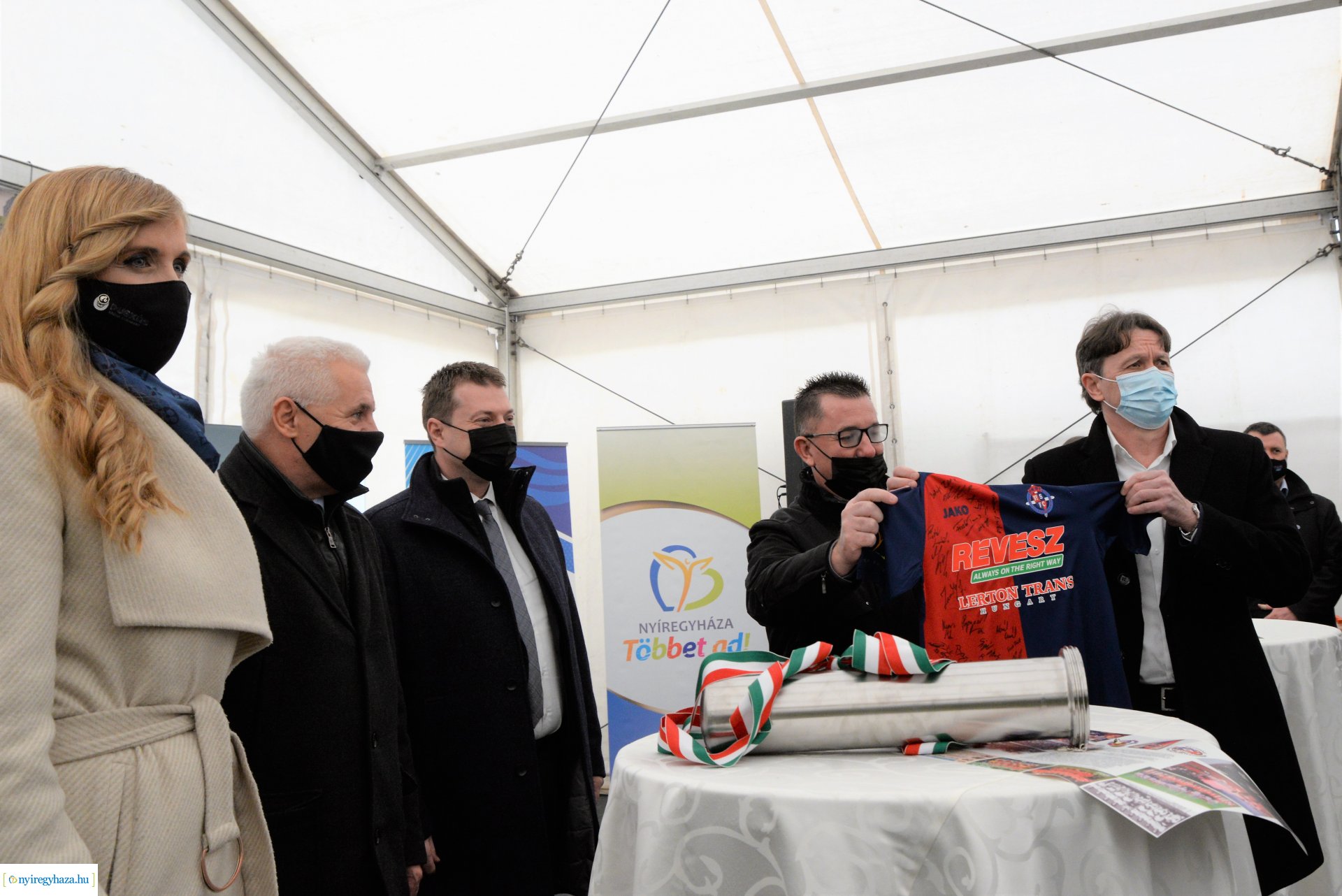 Letették az új stadion alapkövét