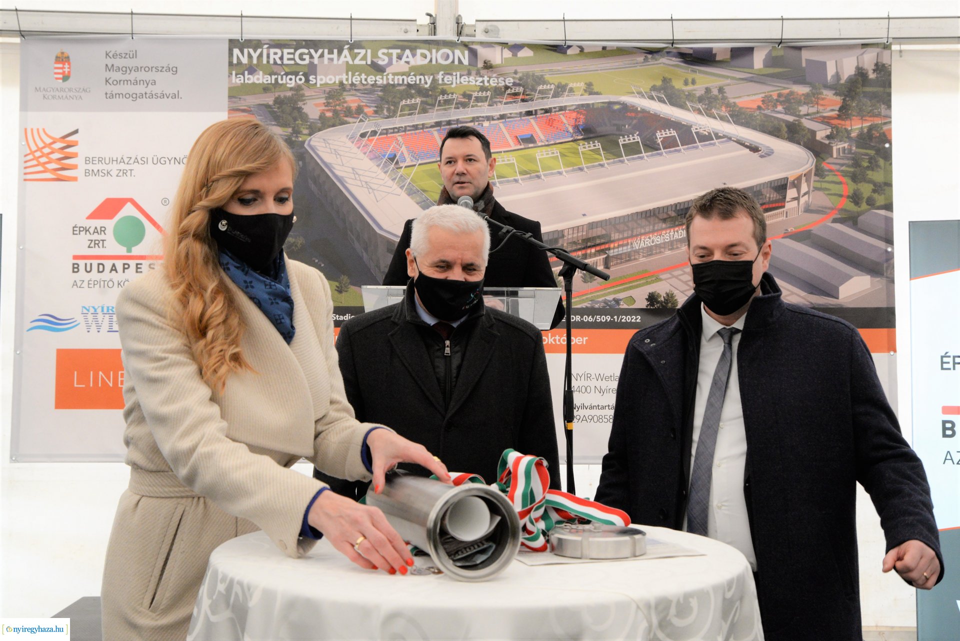 Letették az új stadion alapkövét