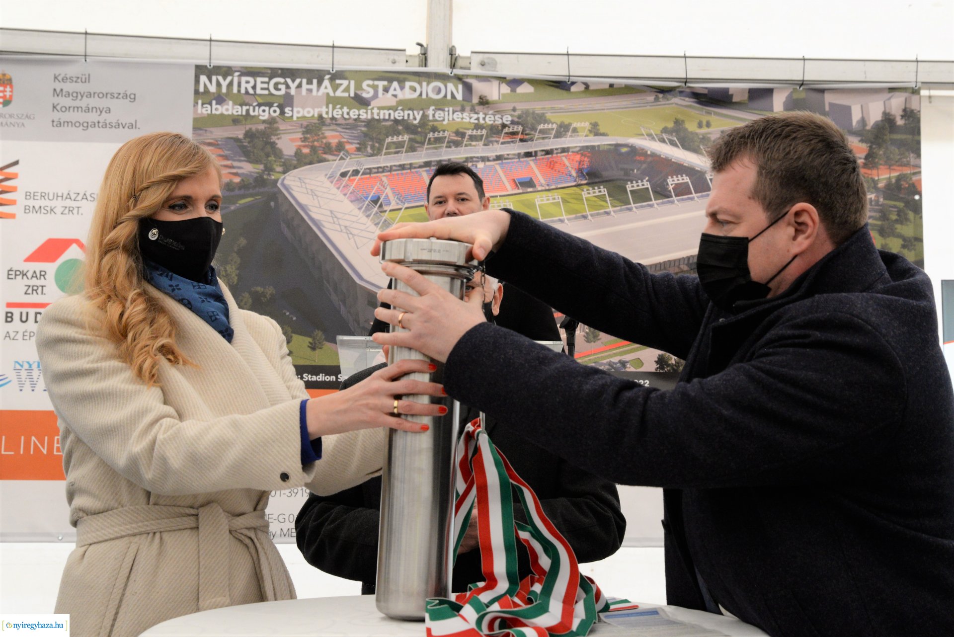 Letették az új stadion alapkövét