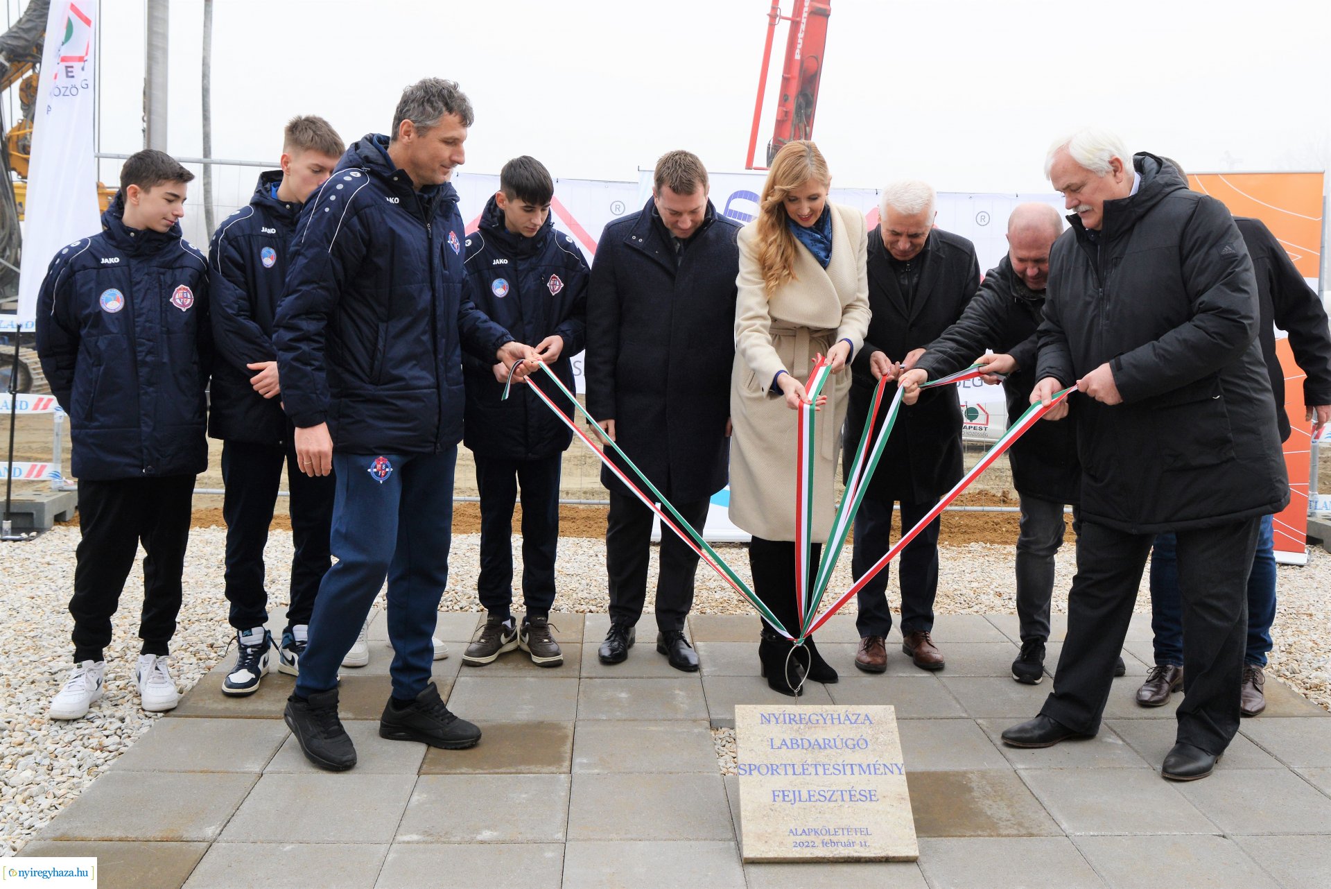 Letették az új stadion alapkövét