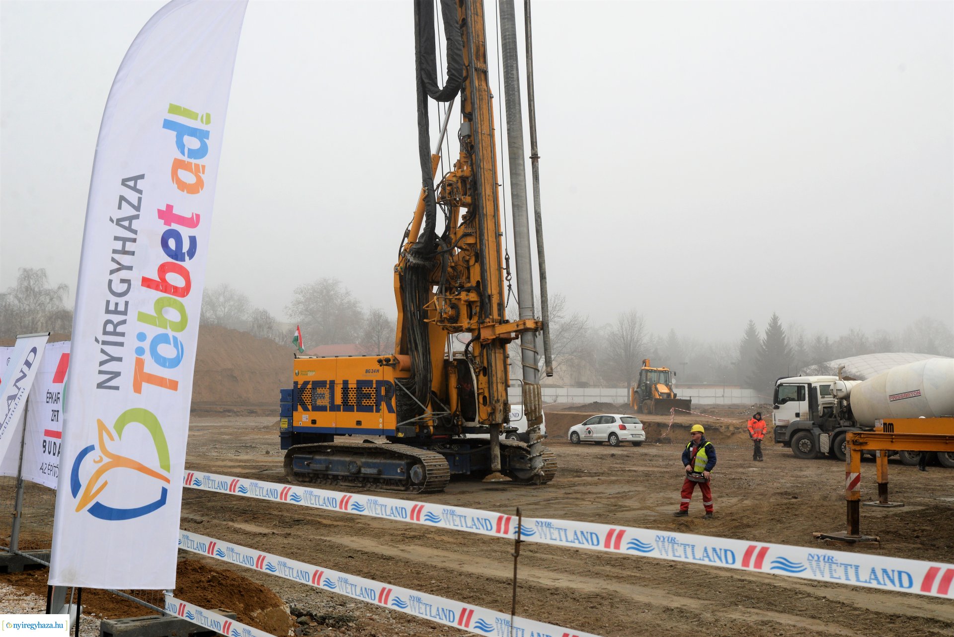 Letették az új stadion alapkövét