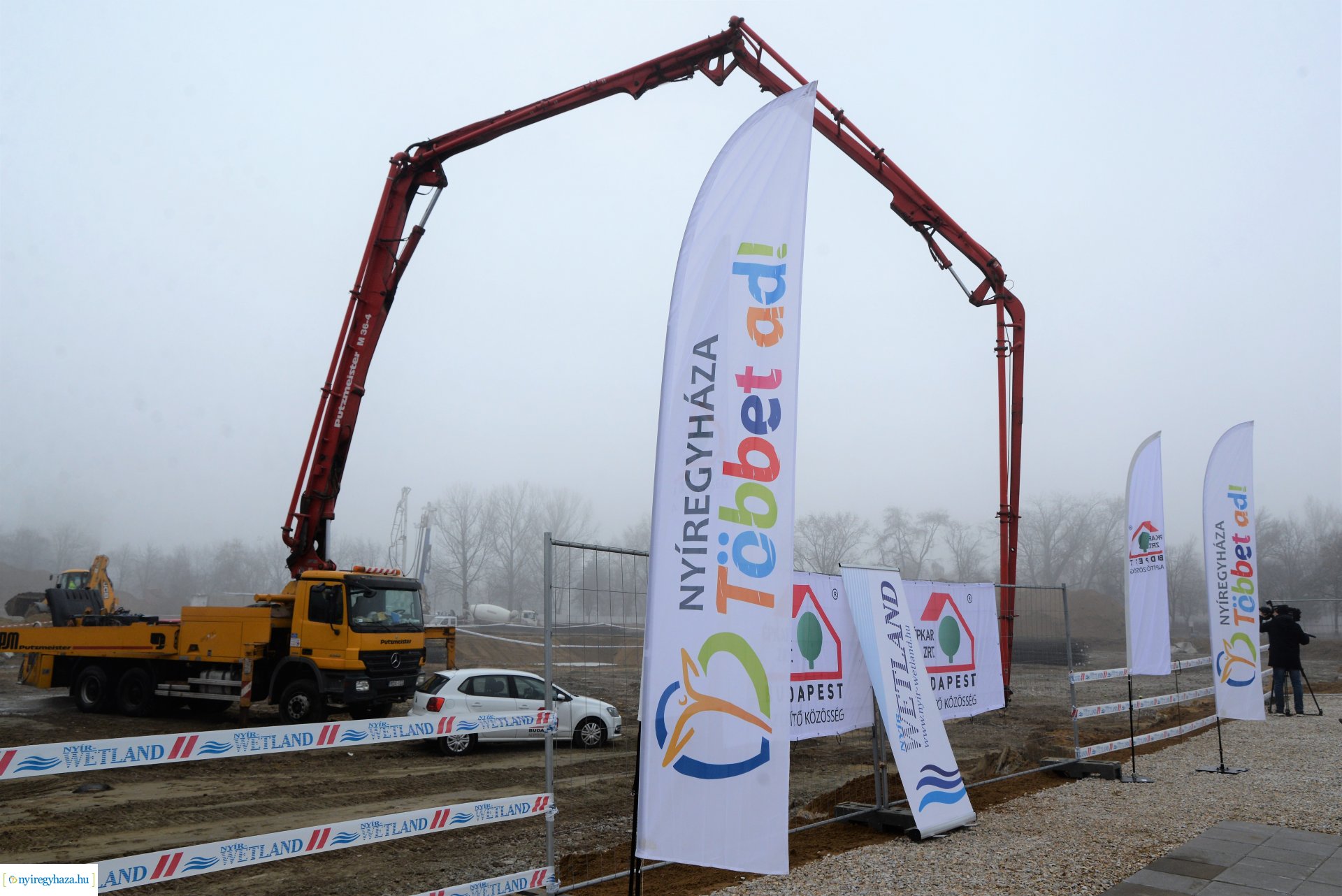 Letették az új stadion alapkövét