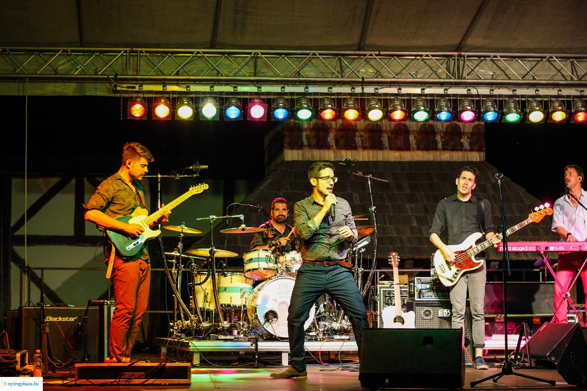 Lóci játszott Szent Iván éjjelén