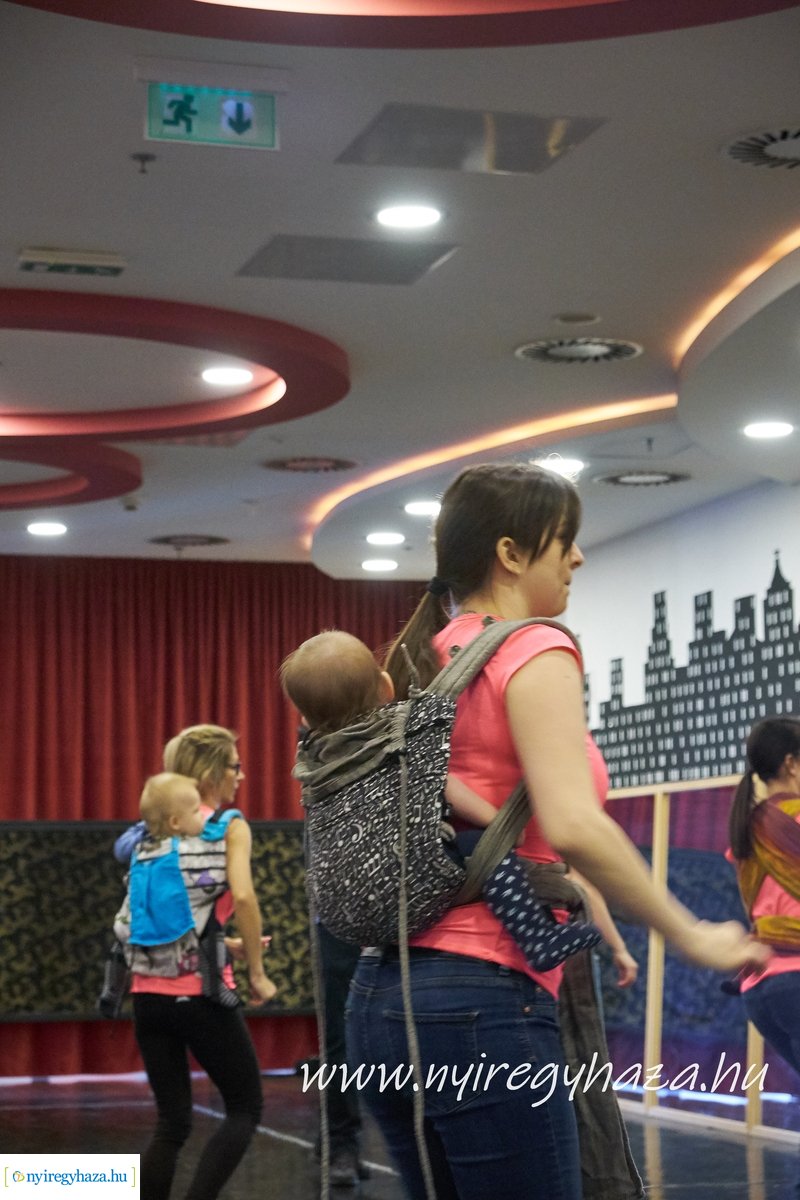 Lógjunk anyuval az új évben is