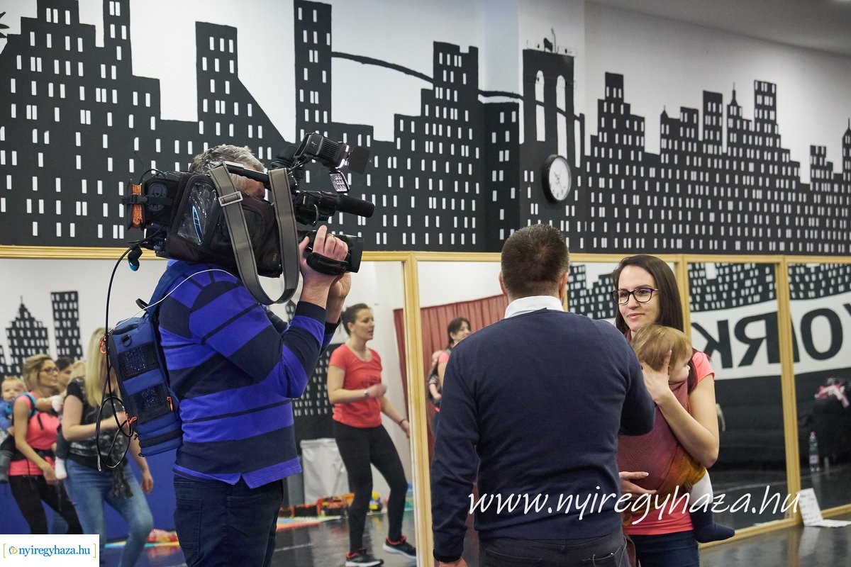 Lógjunk anyuval az új évben is