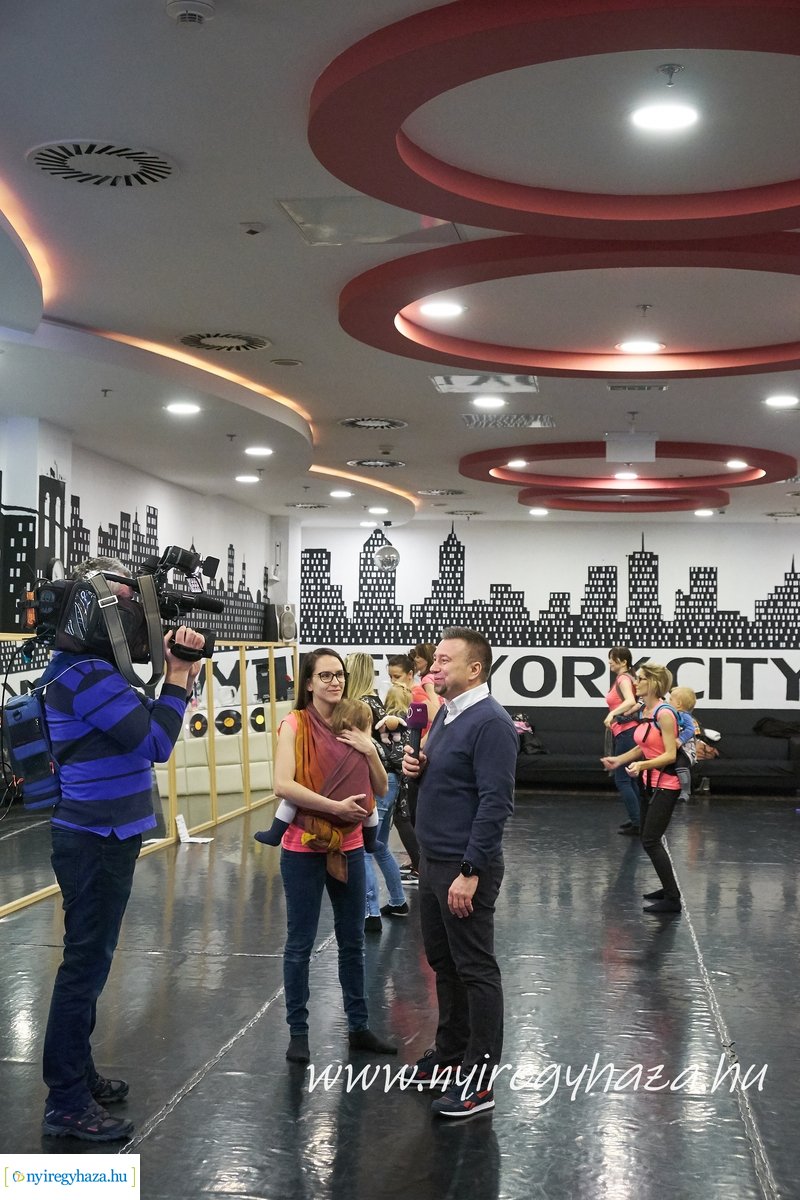 Lógjunk anyuval az új évben is