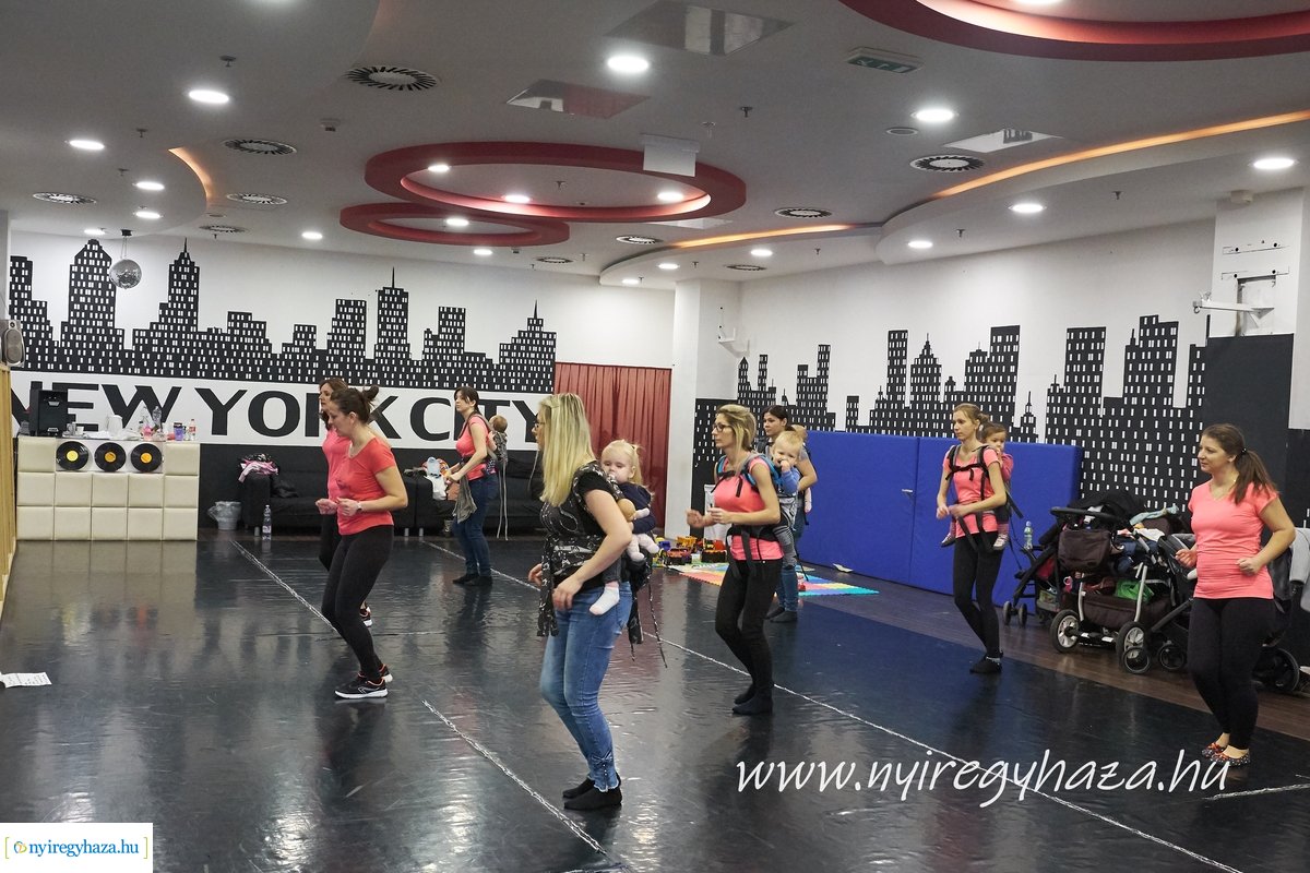 Lógjunk anyuval az új évben is