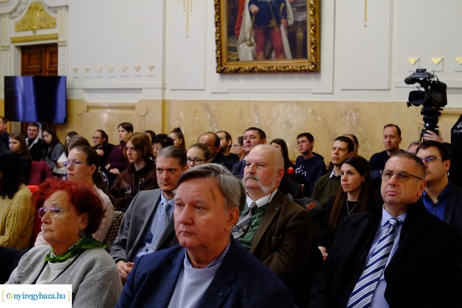 Lónyay konferencia a Megyeházán 20221129