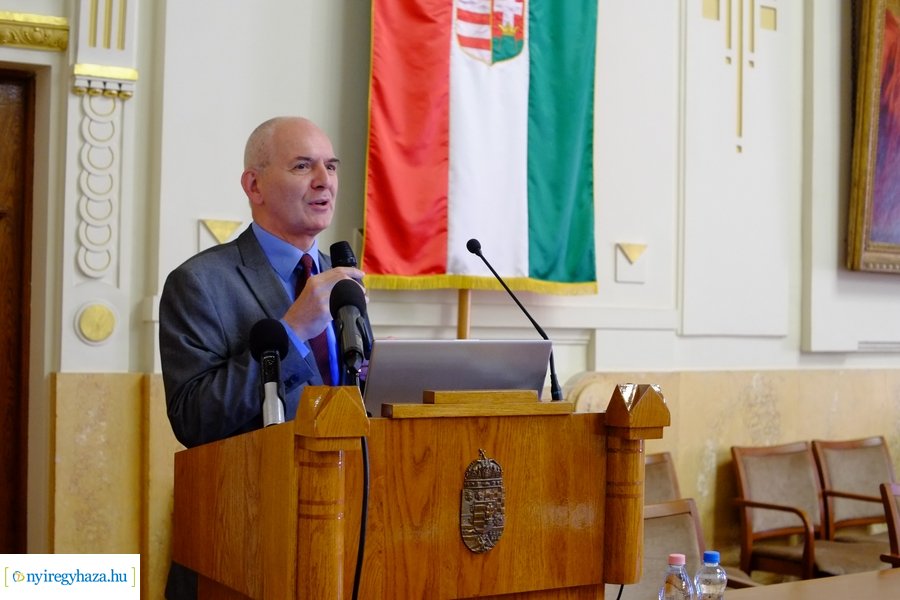 Lónyay konferencia a Megyeházán 20221129