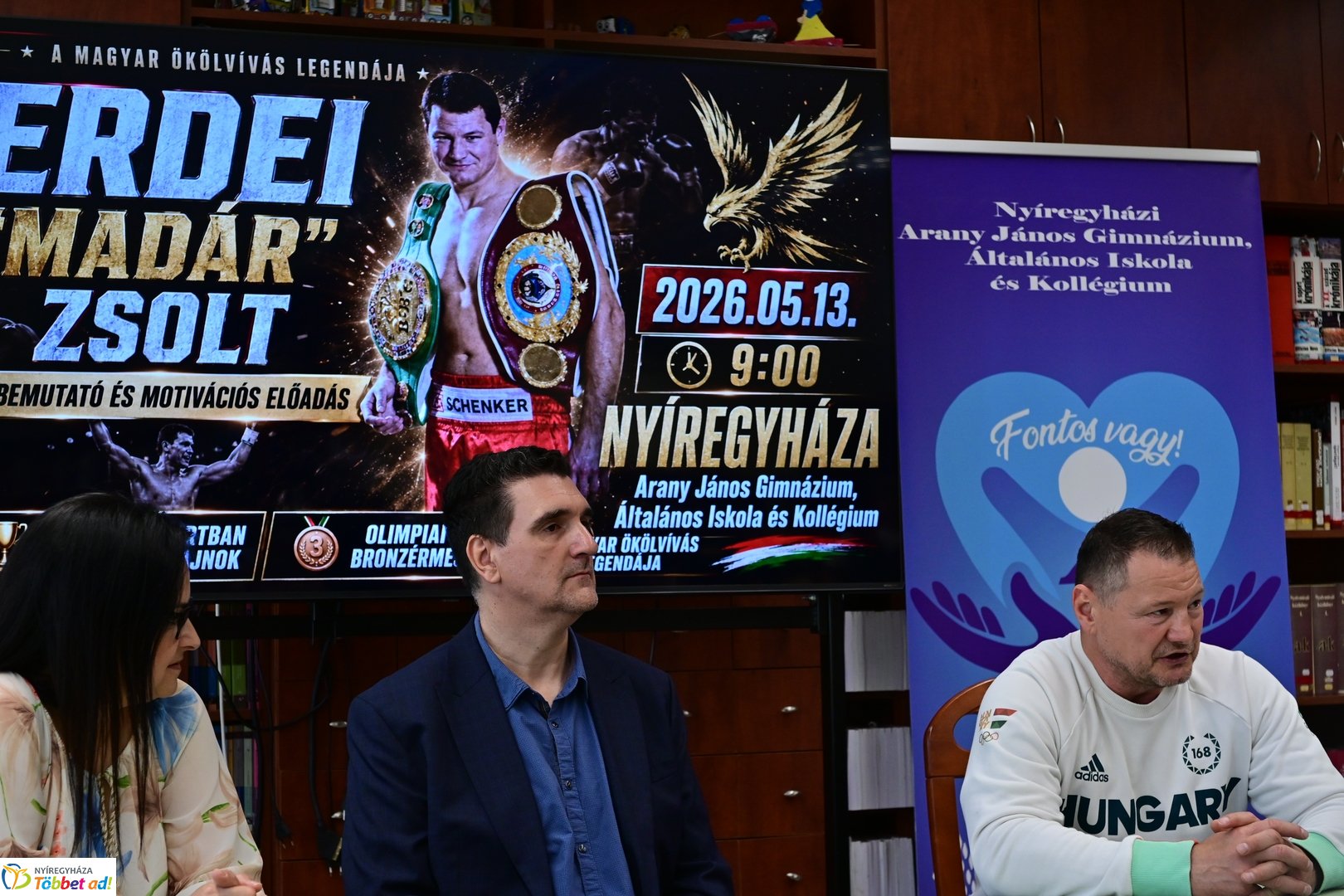 Madár az Arany János gimnáziumban - 2026