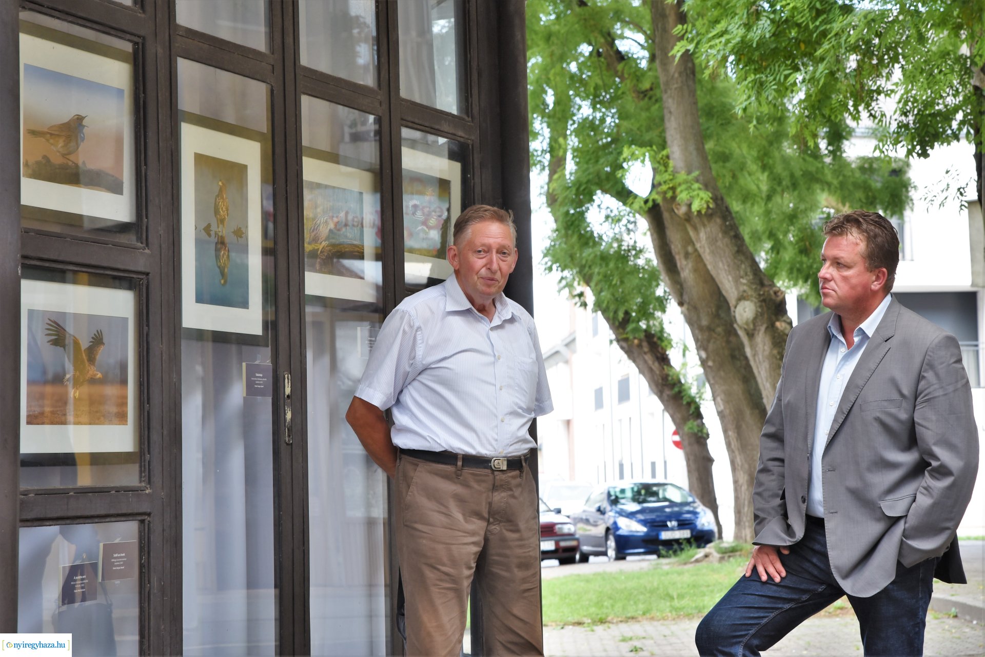 Madárlesen a Jászságban - kiállításmegnyitó a Nyírfa téri galérában