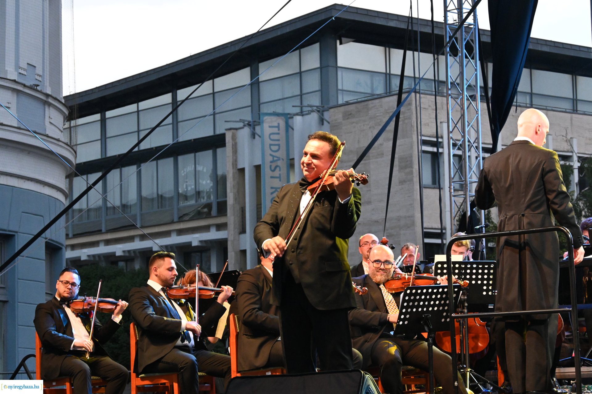 Mága Zoltán jubileumi koncertje a Kossuth téren