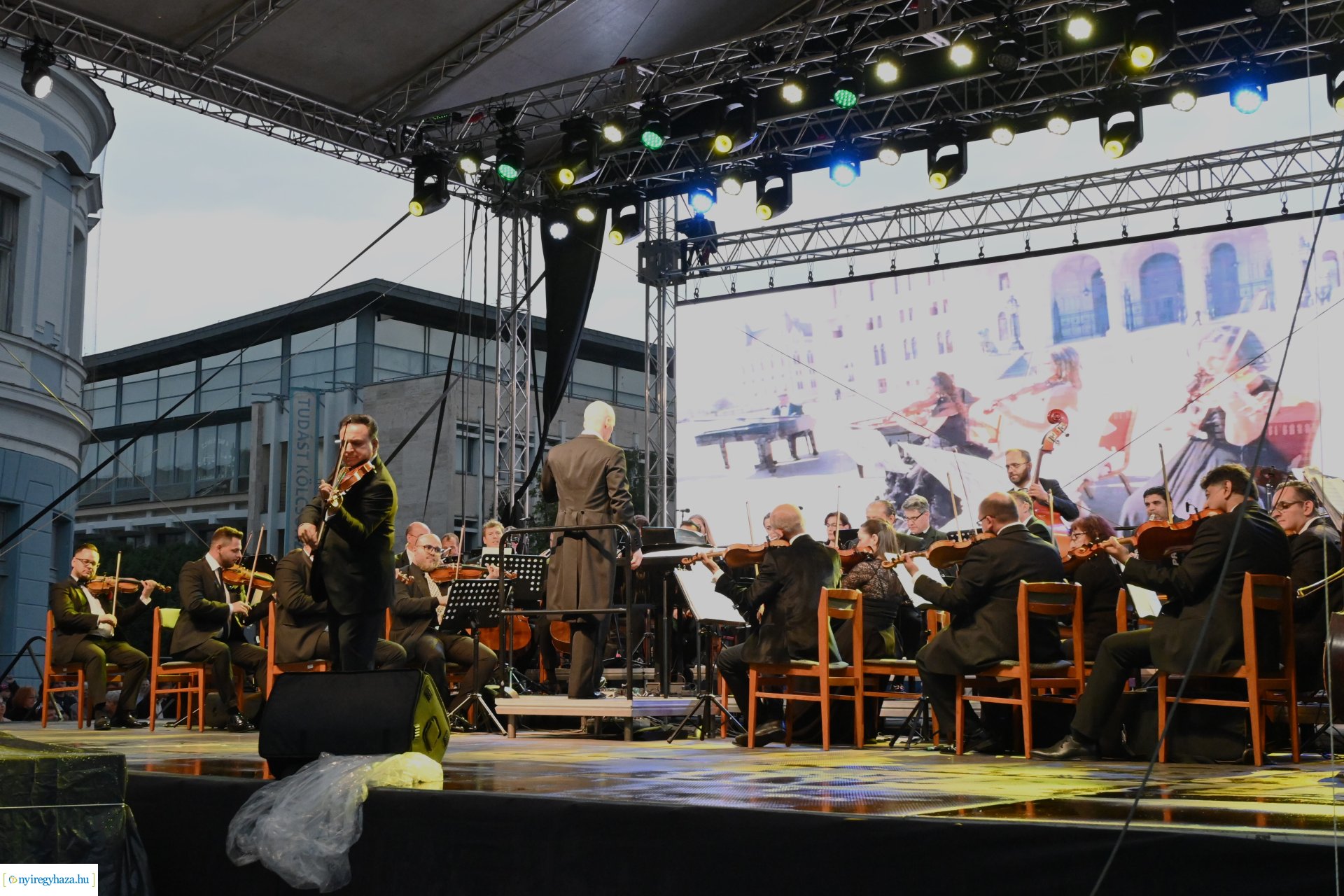 Mága Zoltán jubileumi koncertje a Kossuth téren