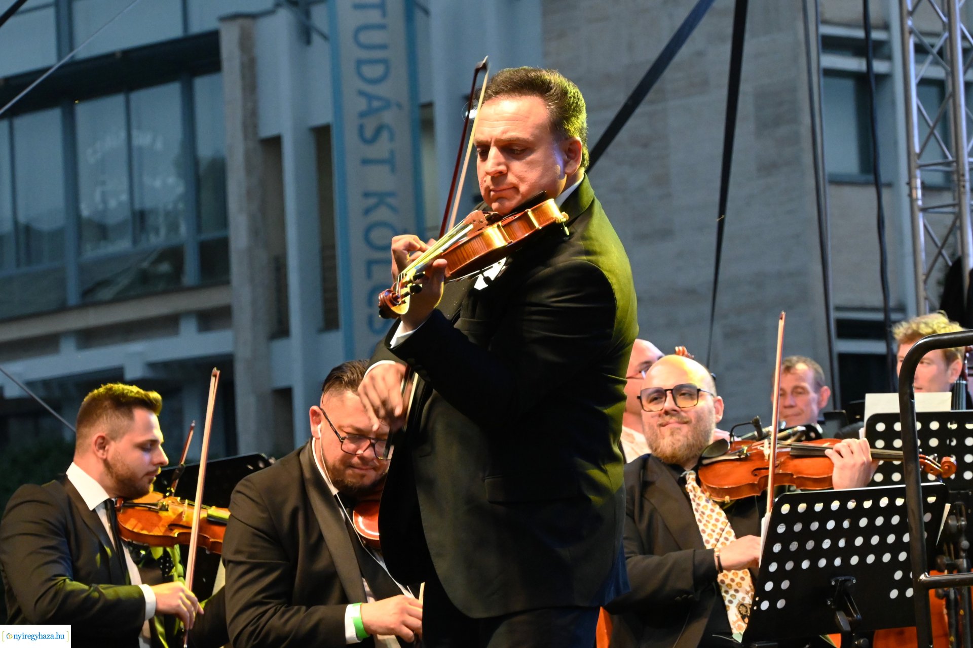 Mága Zoltán jubileumi koncertje a Kossuth téren