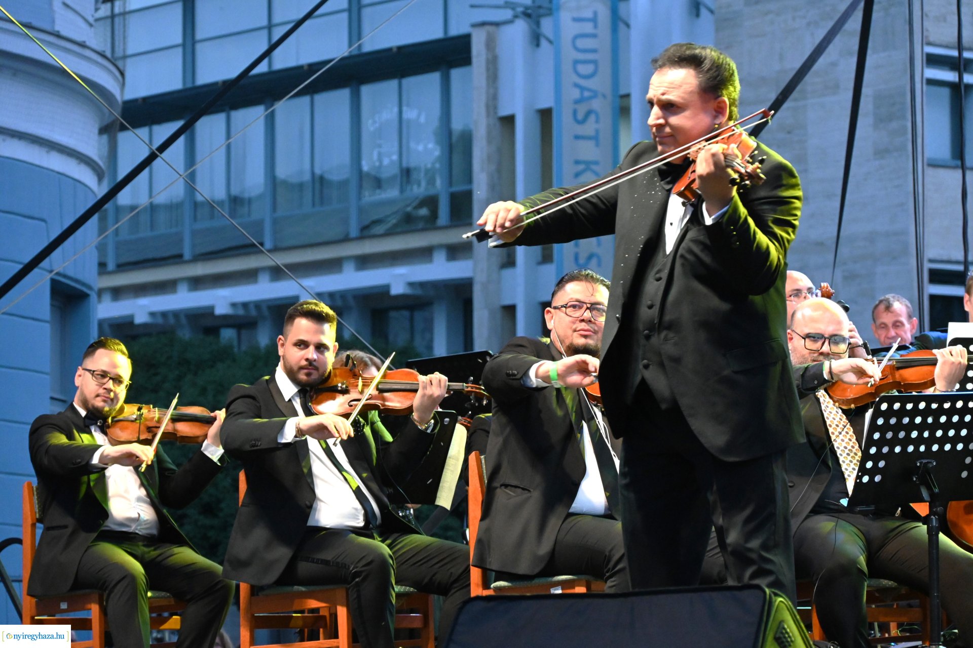 Mága Zoltán jubileumi koncertje a Kossuth téren