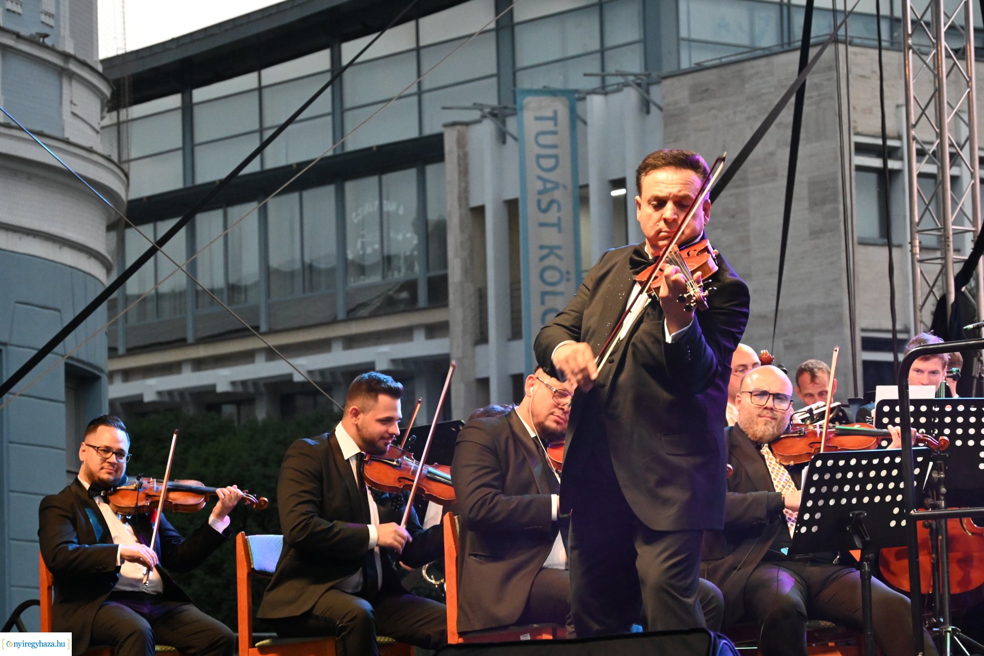 Mága Zoltán jubileumi koncertje a Kossuth téren