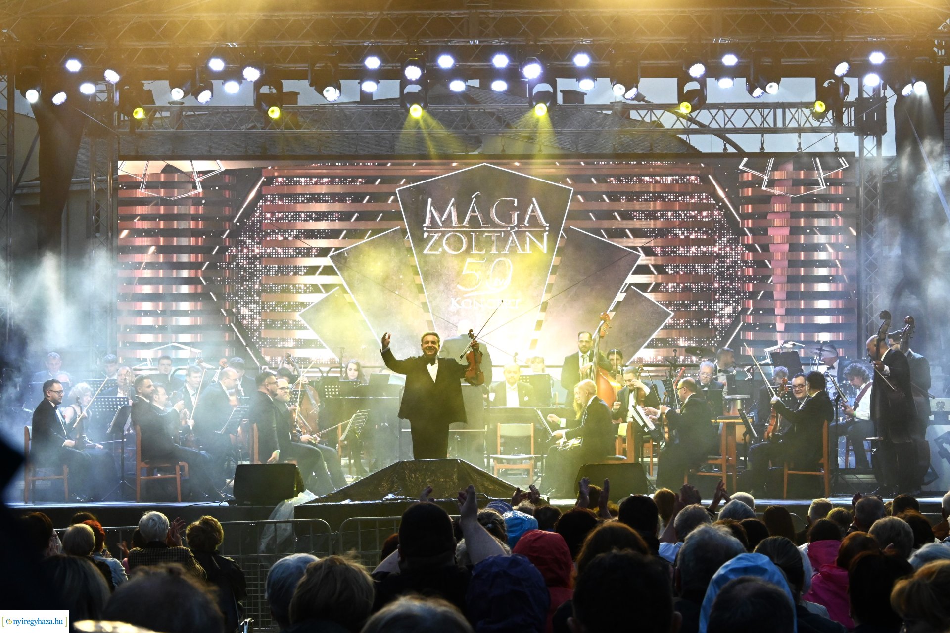 Mága Zoltán jubileumi koncertje a Kossuth téren