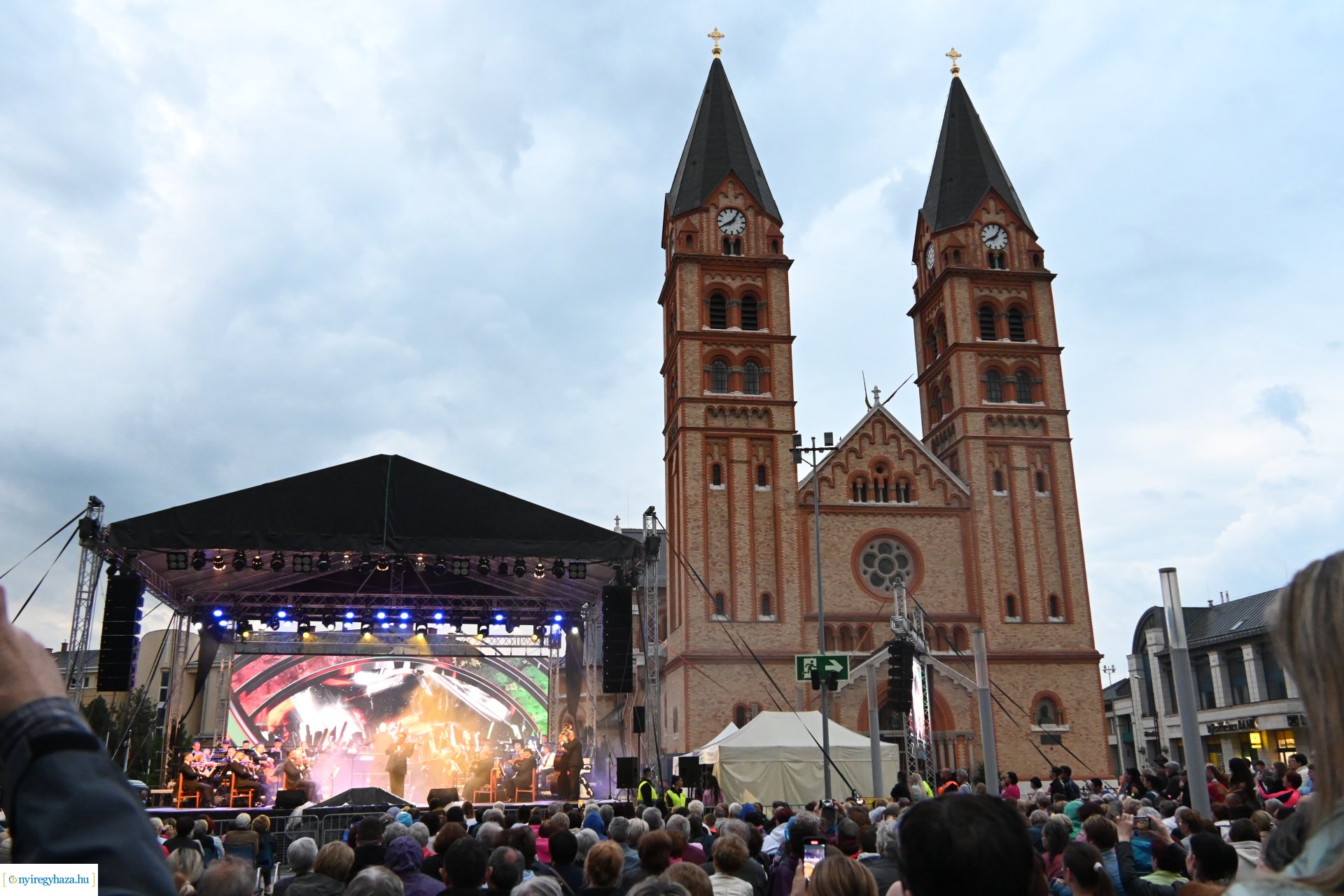 Mága Zoltán jubileumi koncertje a Kossuth téren