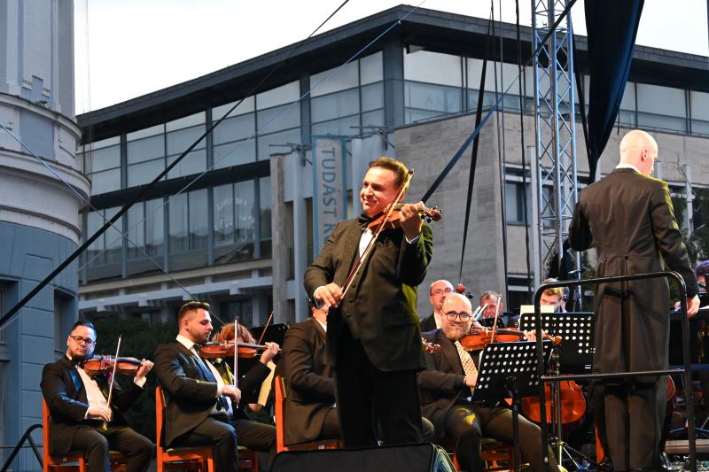 Mága Zoltán jubileumi koncertje a Kossuth téren